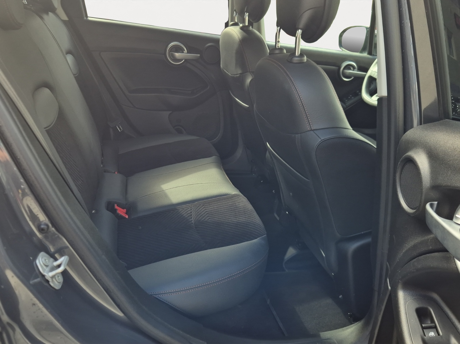 FIAT 500X 1.4T Off Road Edition+ 4x4 Automatic-image-13