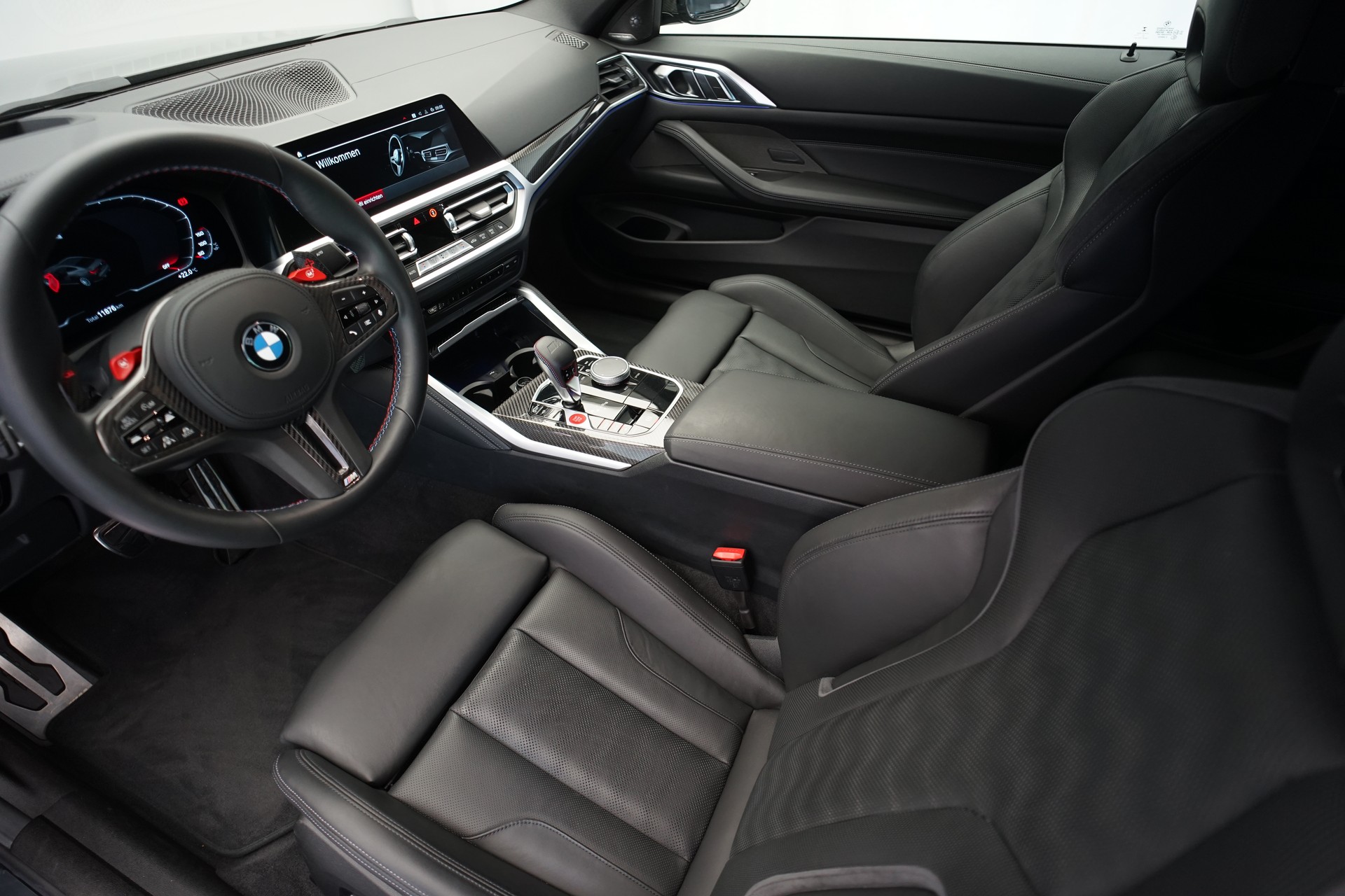 BMW M4 Coupé Competition M xDrive *CH-Fahrzeug* *Dravitgrau* *Carbon*-image-12