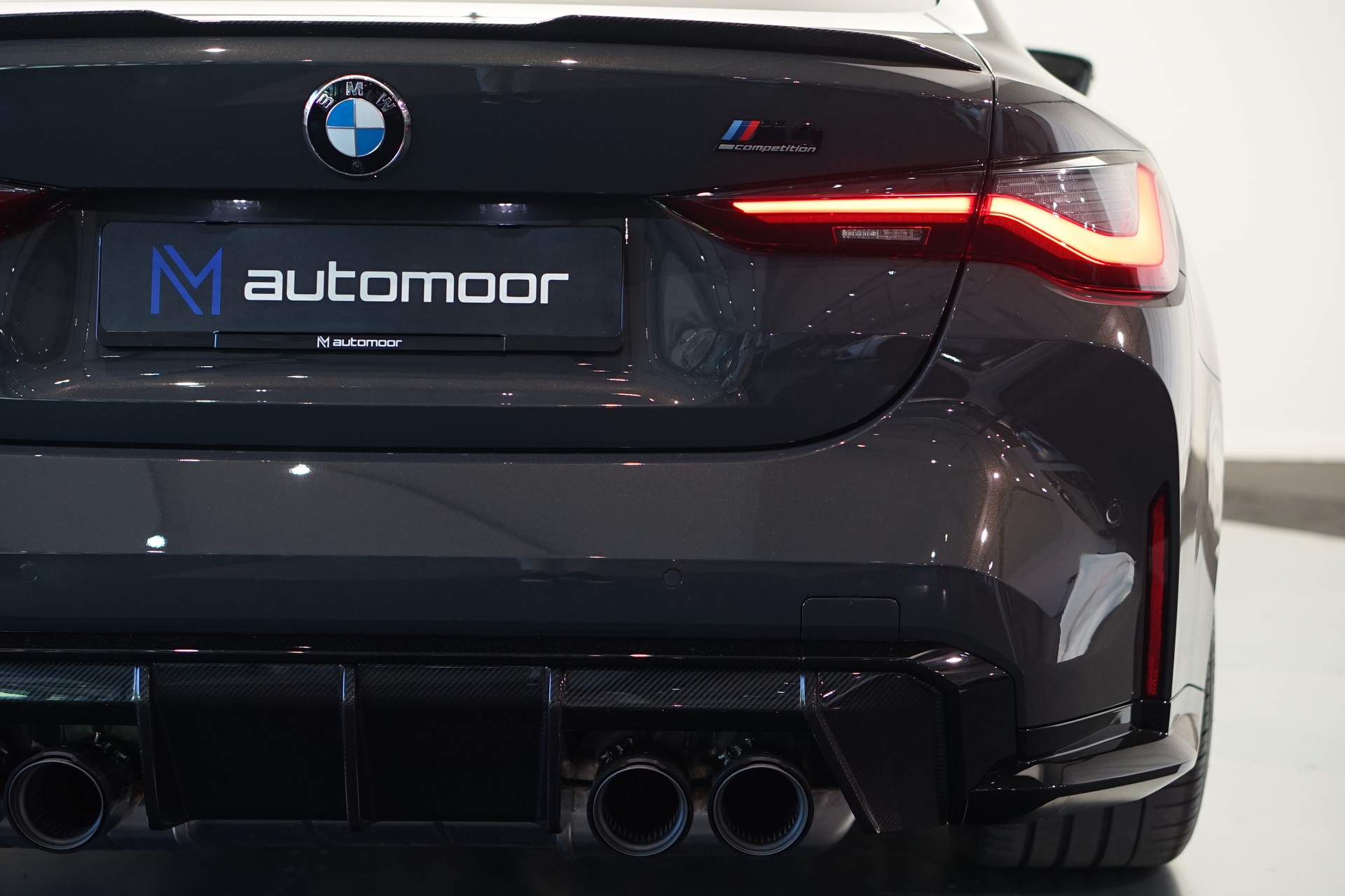 BMW M4 Coupé Competition M xDrive *CH-Fahrzeug* *Dravitgrau* *Carbon*-image-9
