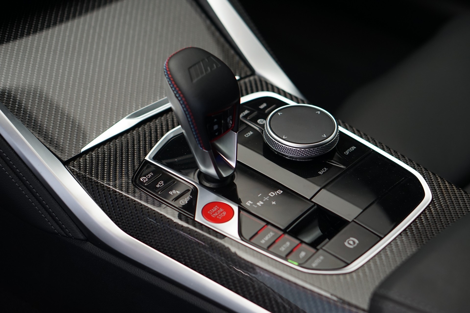BMW M4 Coupé Competition M xDrive *CH-Fahrzeug* *Dravitgrau* *Carbon*-image-35