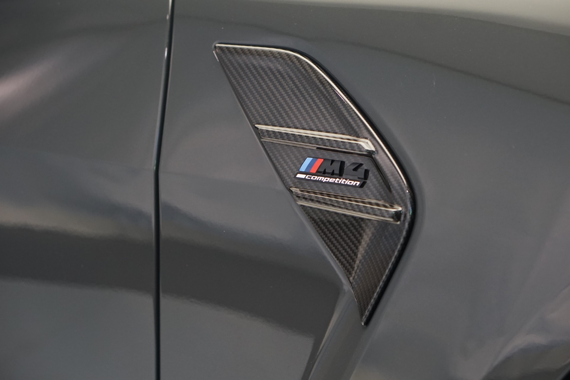 BMW M4 Coupé Competition M xDrive *CH-Fahrzeug* *Dravitgrau* *Carbon*-image-39
