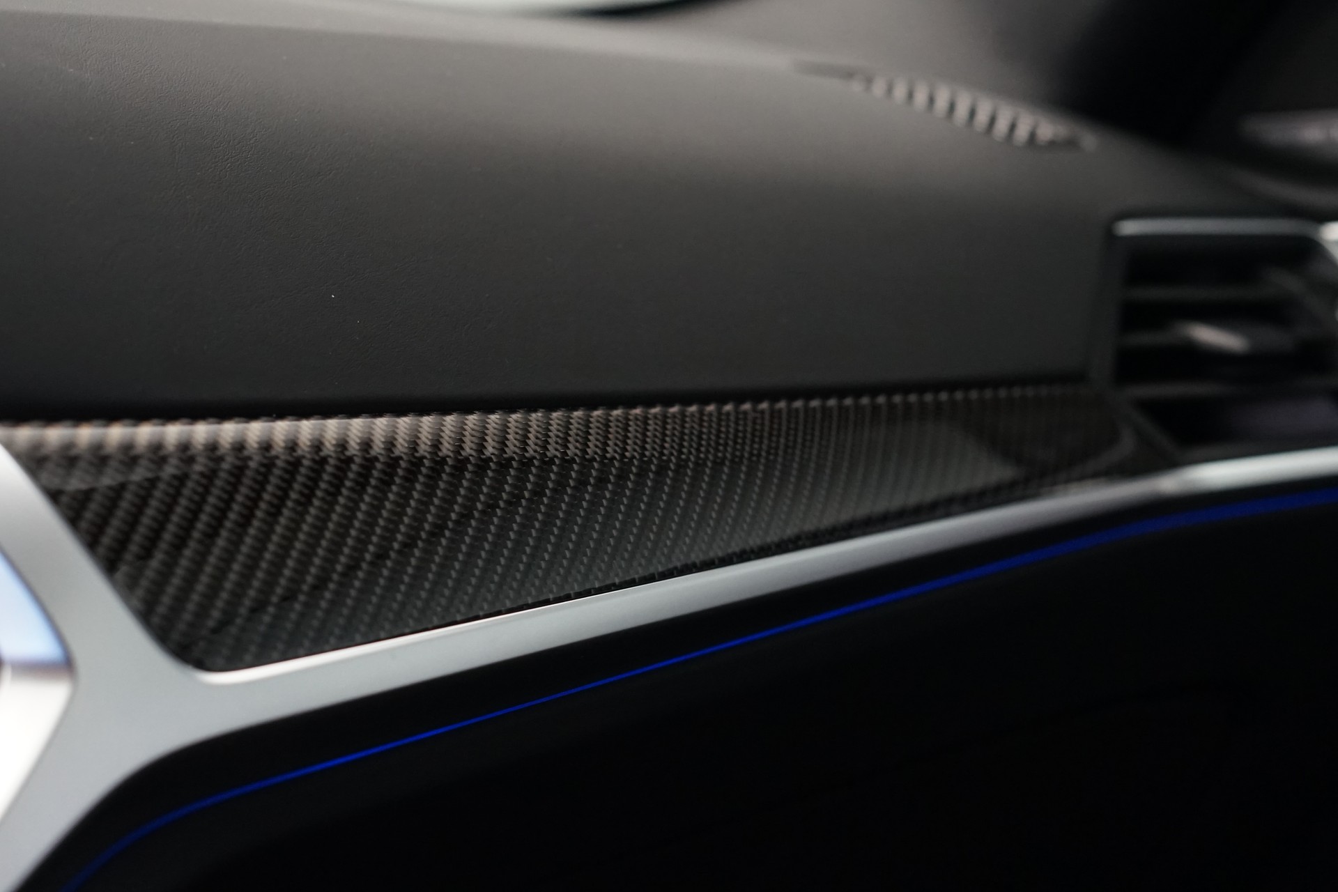 BMW M4 Coupé Competition M xDrive *CH-Fahrzeug* *Dravitgrau* *Carbon*-image-20