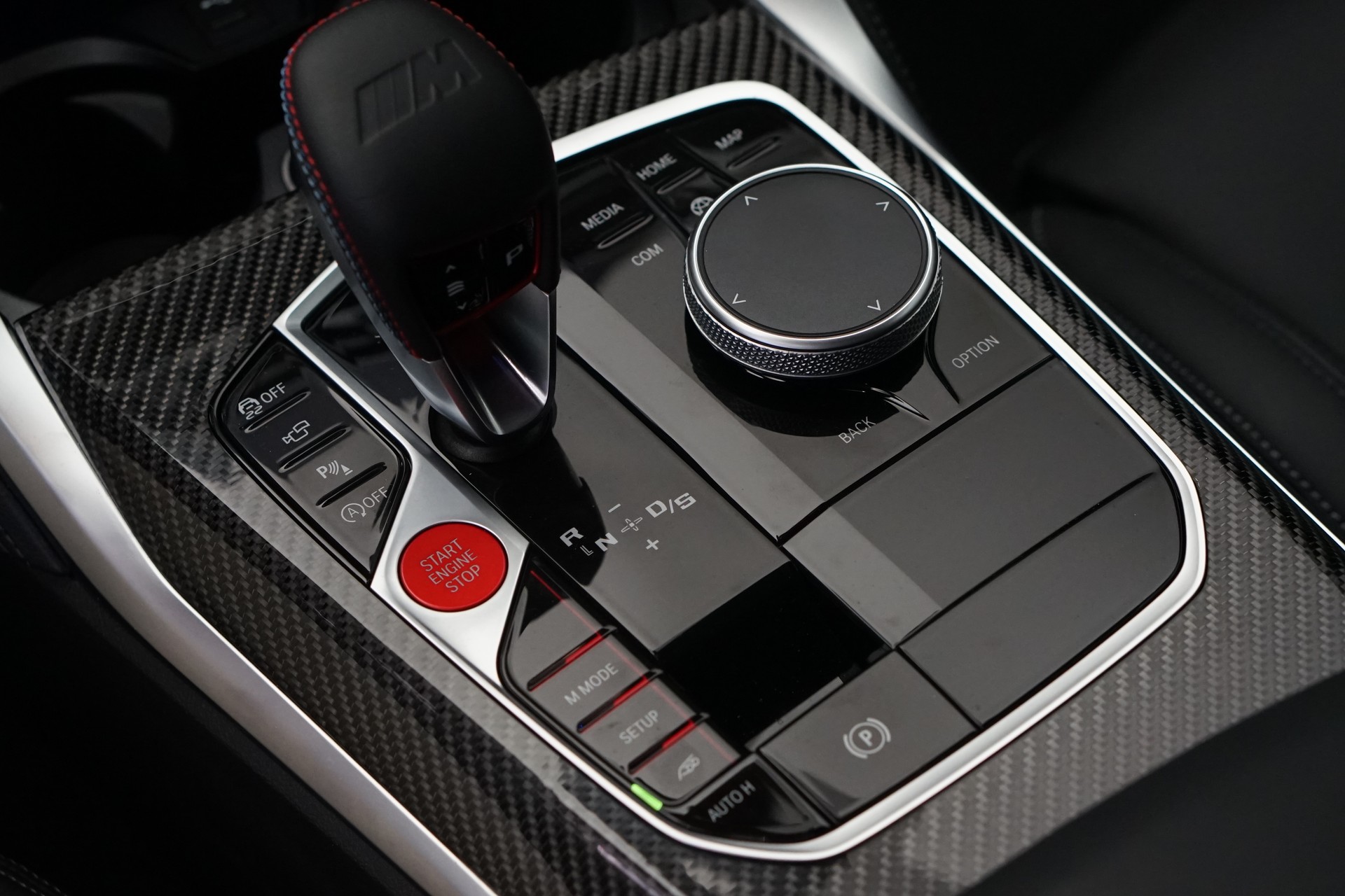 BMW M4 Coupé Competition M xDrive *CH-Fahrzeug* *Dravitgrau* *Carbon*-image-21