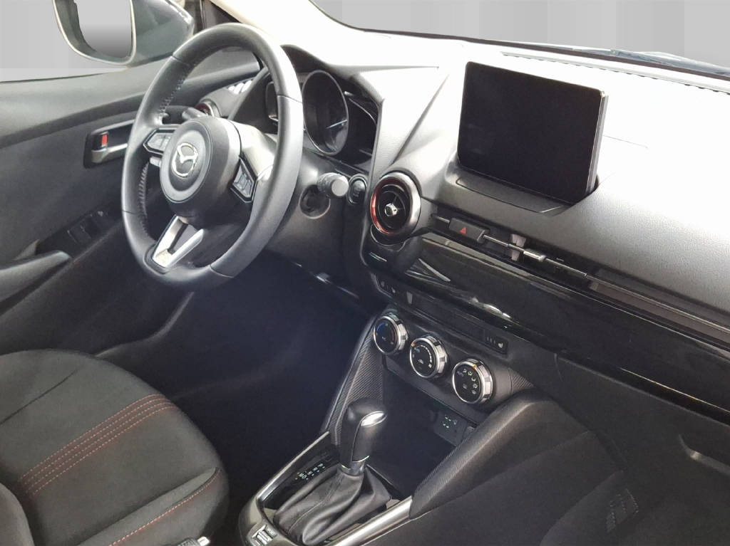 MAZDA 2 1.5 90 Homura-image-4