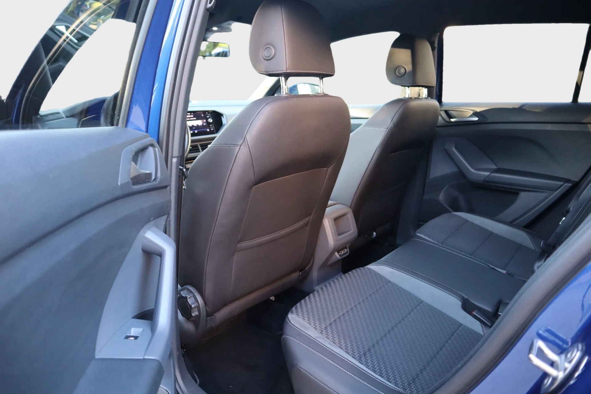 VW T-Cross 1.0 TSI RLine DSG-image-10