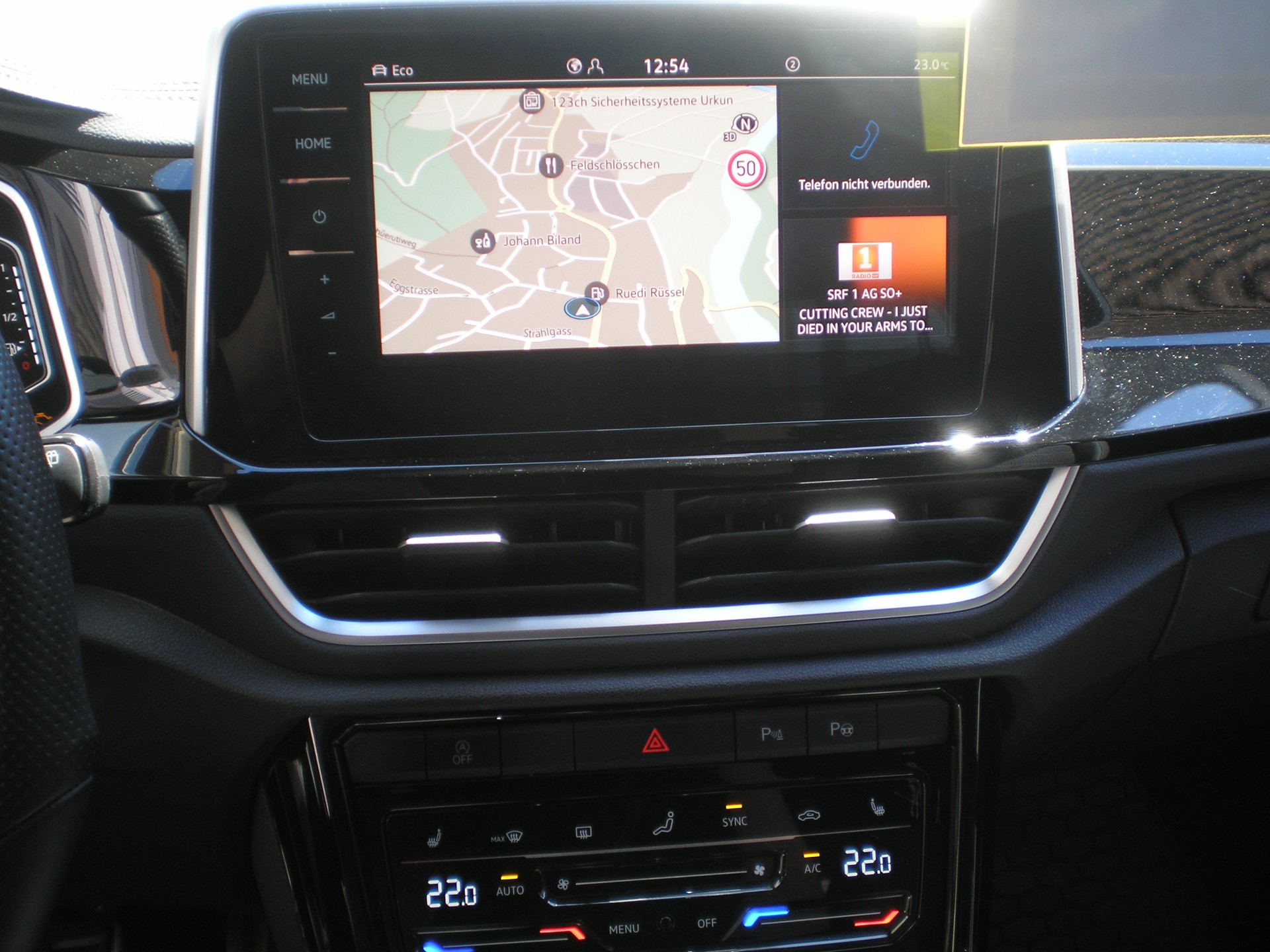 VW T-Roc 2.0 TSI R-Line DSG 4Motion-image-5
