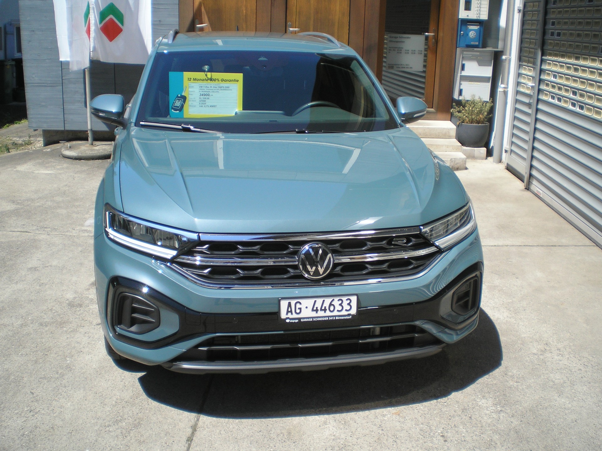 VW T-Roc 2.0 TSI R-Line DSG 4Motion-image-1