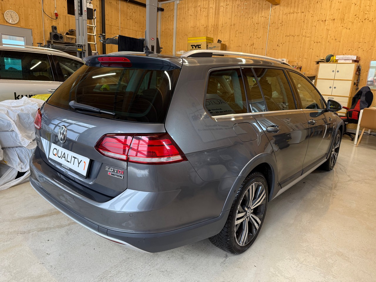 VW Golf 2.0 TDI Alltrack 4Motion DSG-image-3