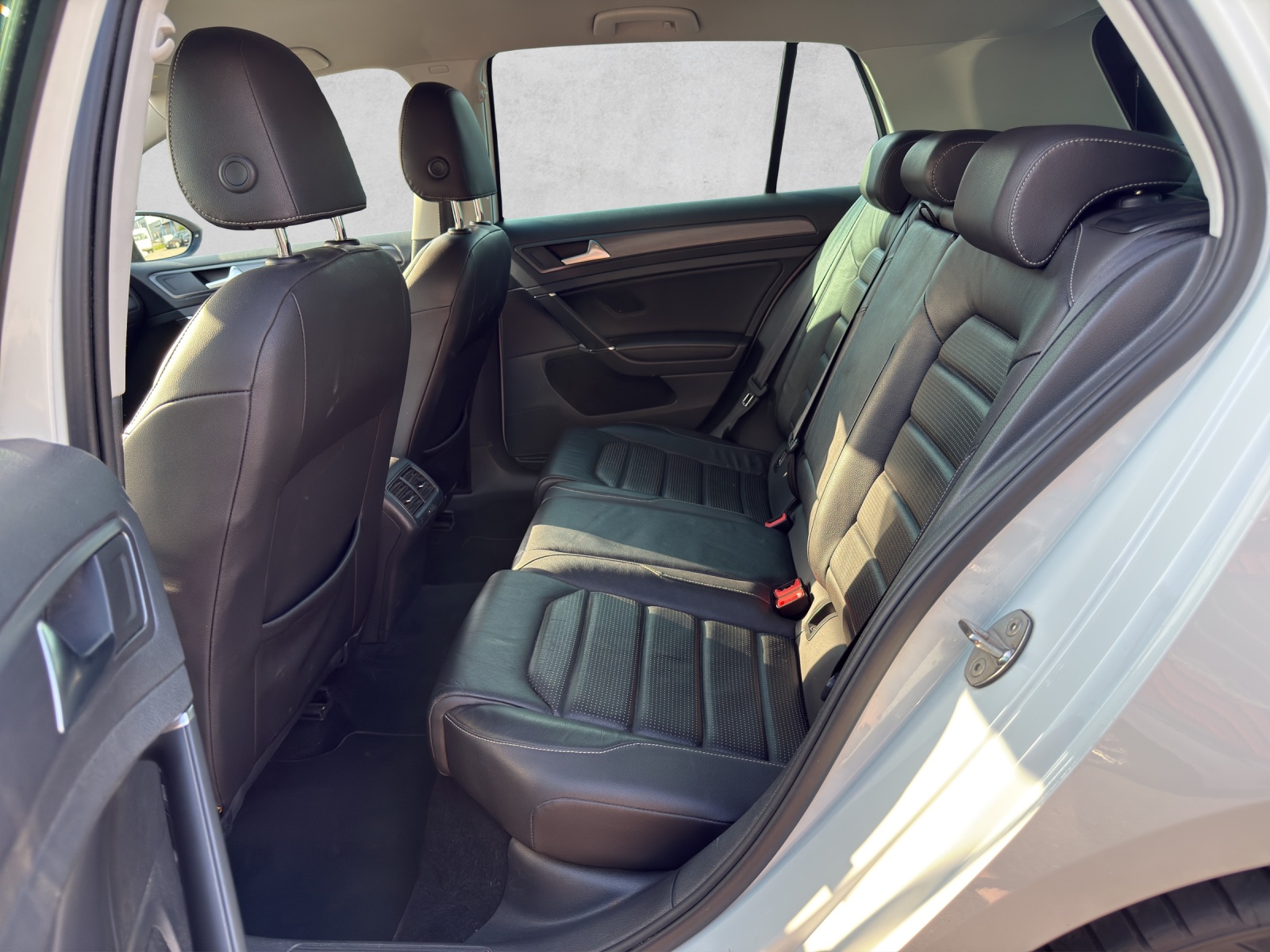 VW Golf 1.4 TSI Allstar-image-17
