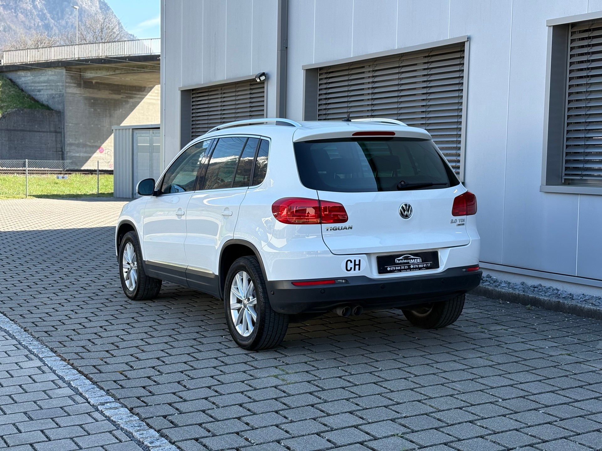 VW Tiguan 2.0 TDI BlueMotion Trend&Fun 4Motion DSG-image-5