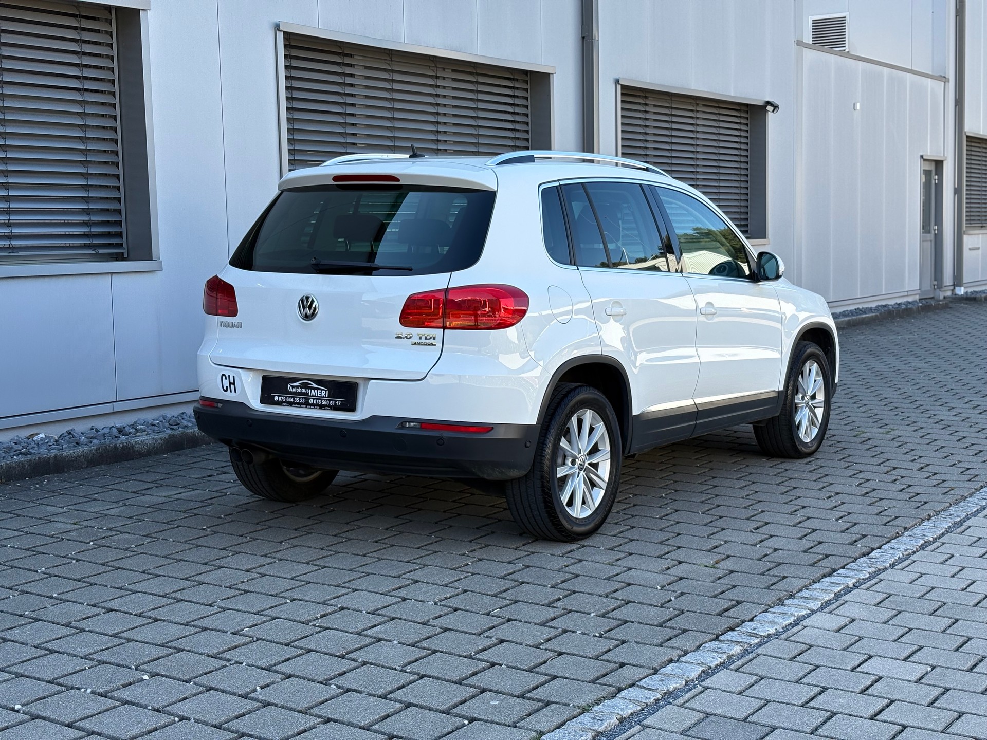 VW Tiguan 2.0 TDI BlueMotion Trend&Fun 4Motion DSG-image-8