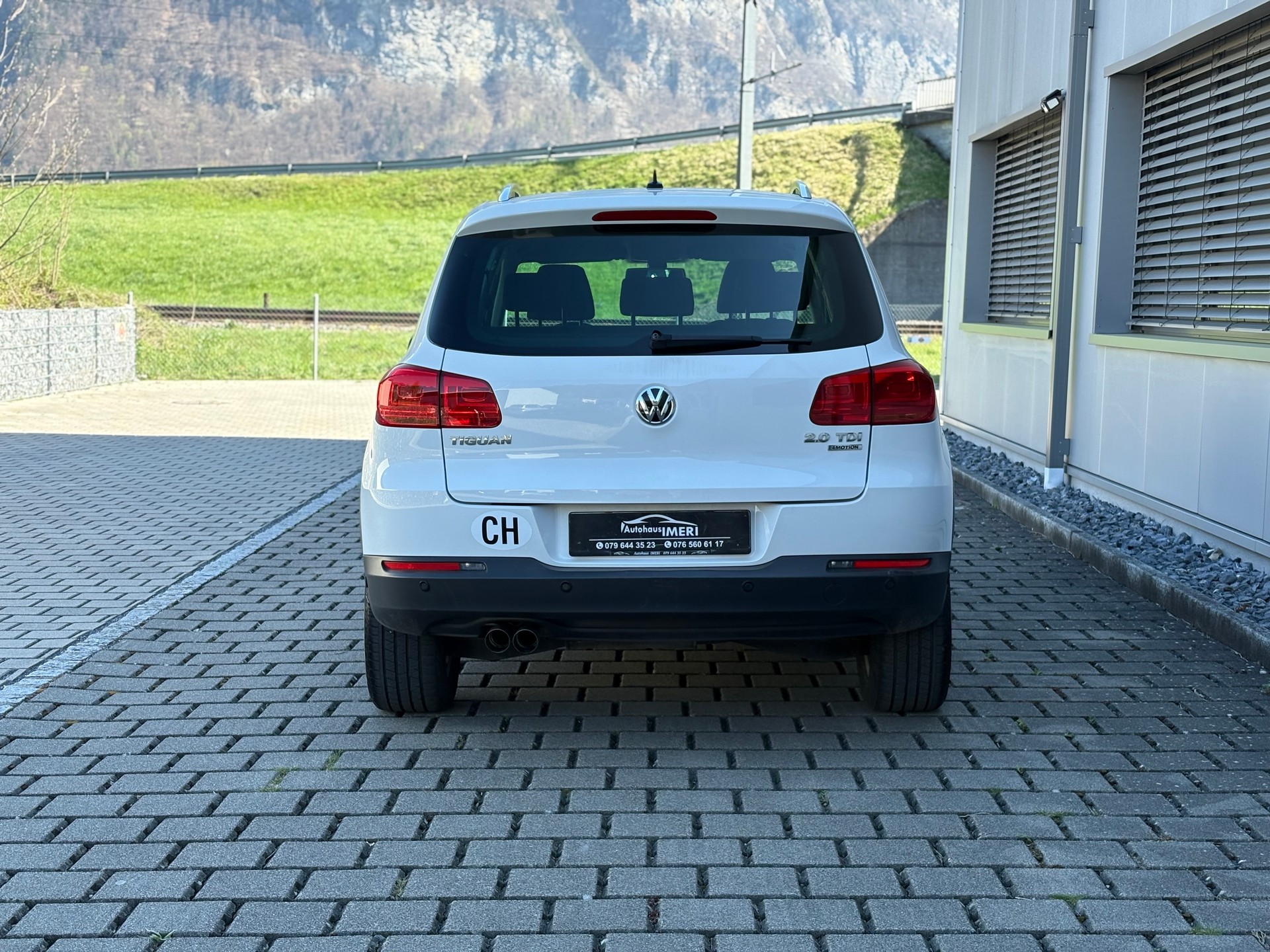 VW Tiguan 2.0 TDI BlueMotion Trend&Fun 4Motion DSG-image-7