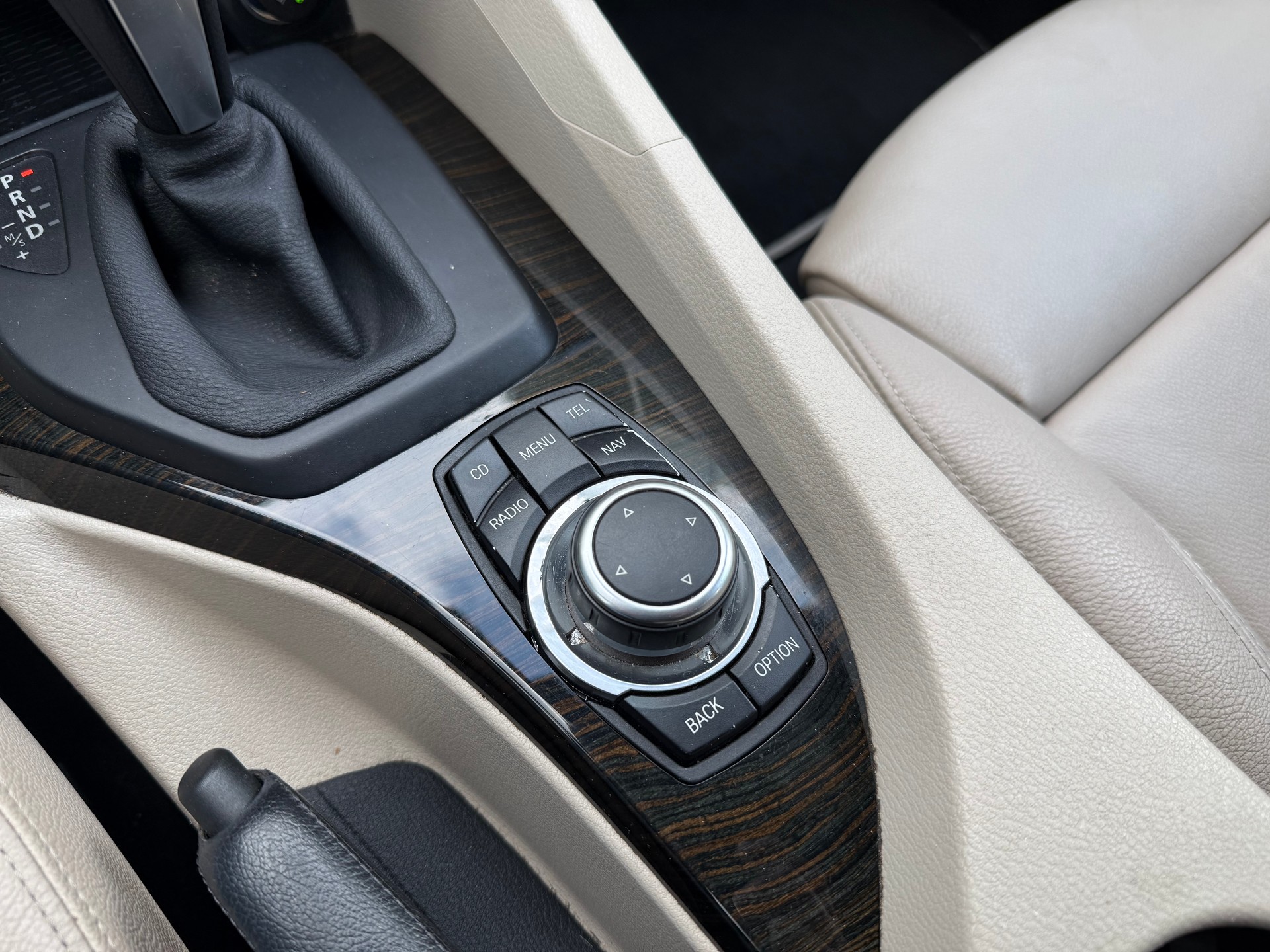 BMW X1 xDrive 28i Steptronic-image-22