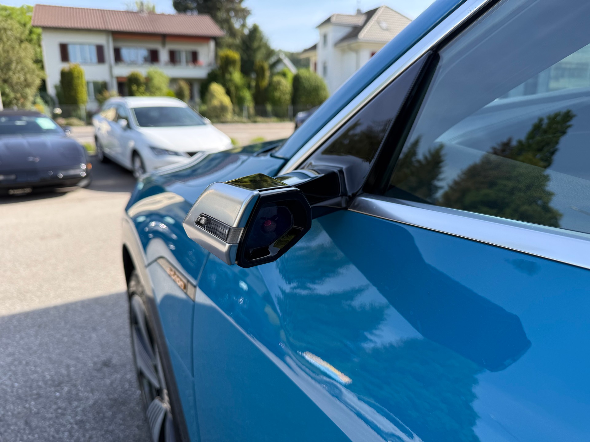 AUDI e-tron 55 Advanced quattro Edition One-image-5