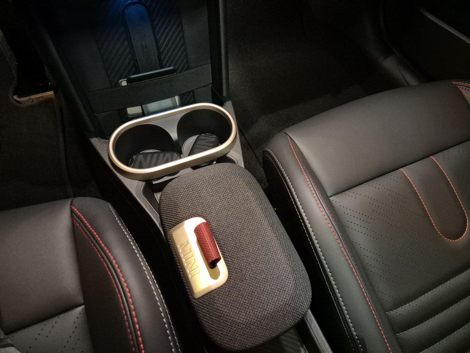 MINI F66 2.0i Cooper S John Cooper Works Trim (CH) *Pack XL*-image-13
