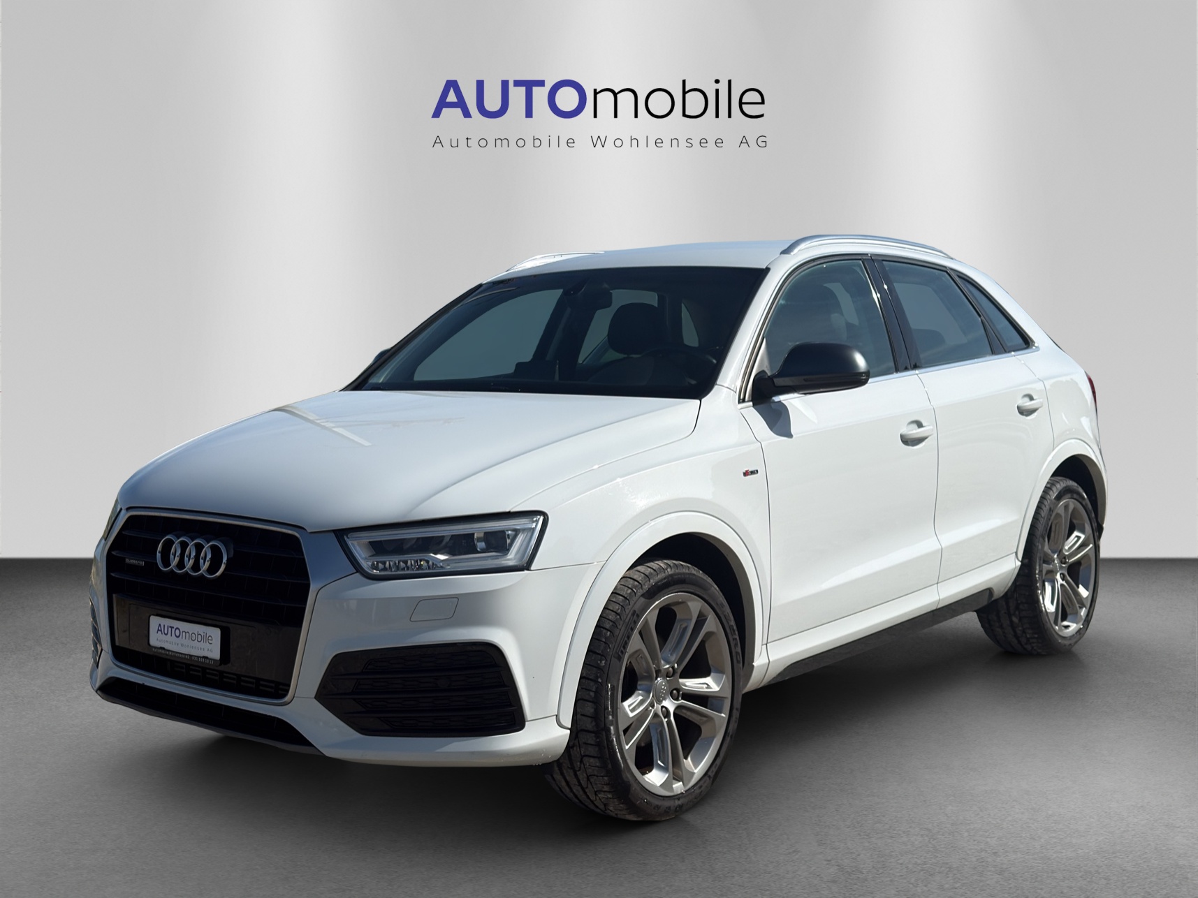 AUDI Q3 2.0 TFSI design quattro S-tronic-image-1
