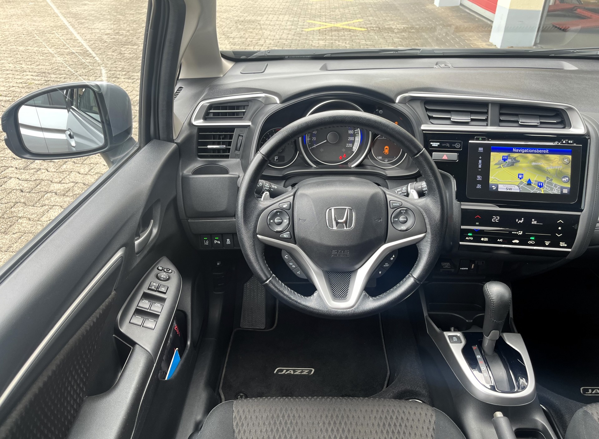 HONDA Jazz 1.3i-VTEC Elegance CVT-image-12