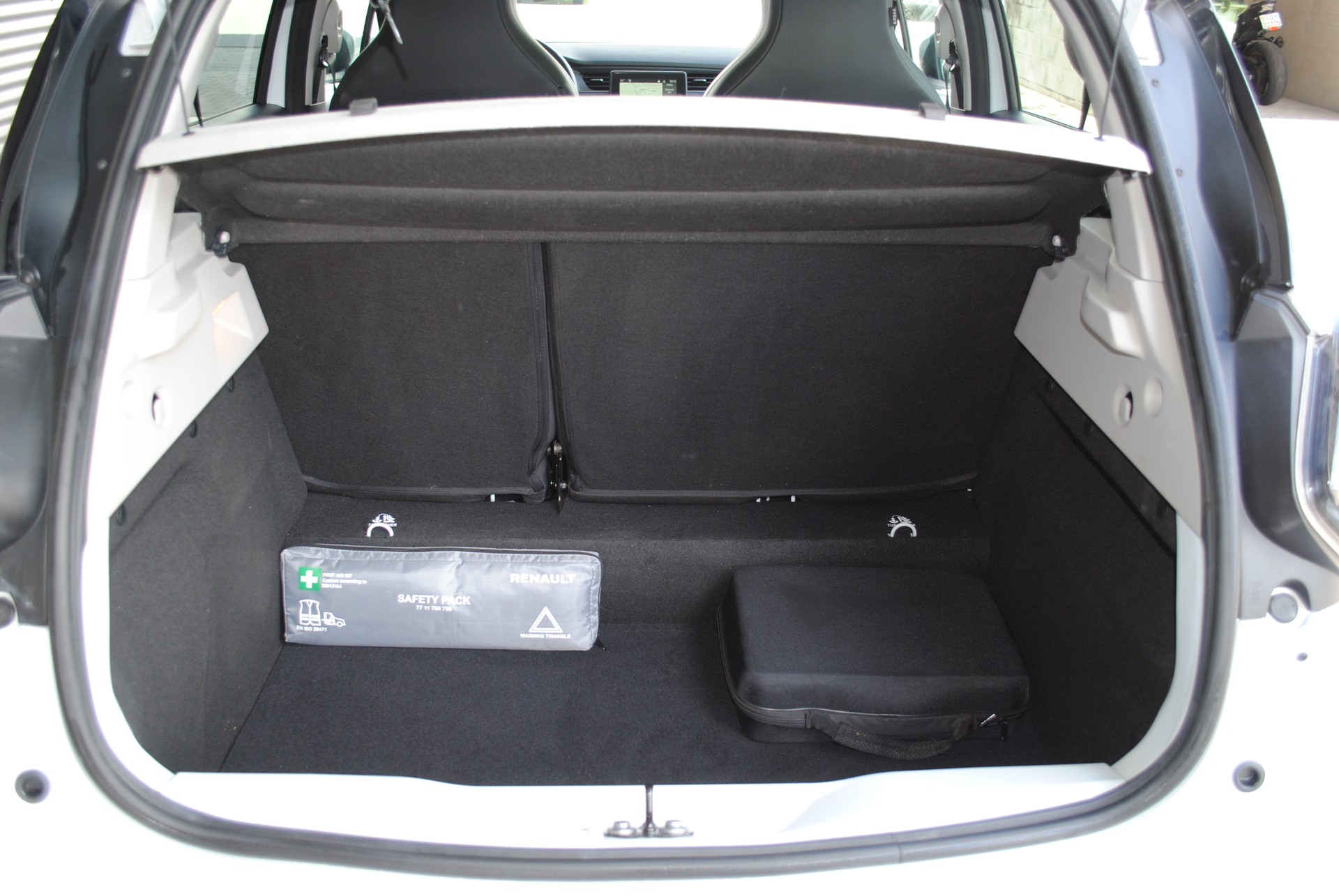 RENAULT Zoe R135 (incl. Batterie) Iconic-image-17