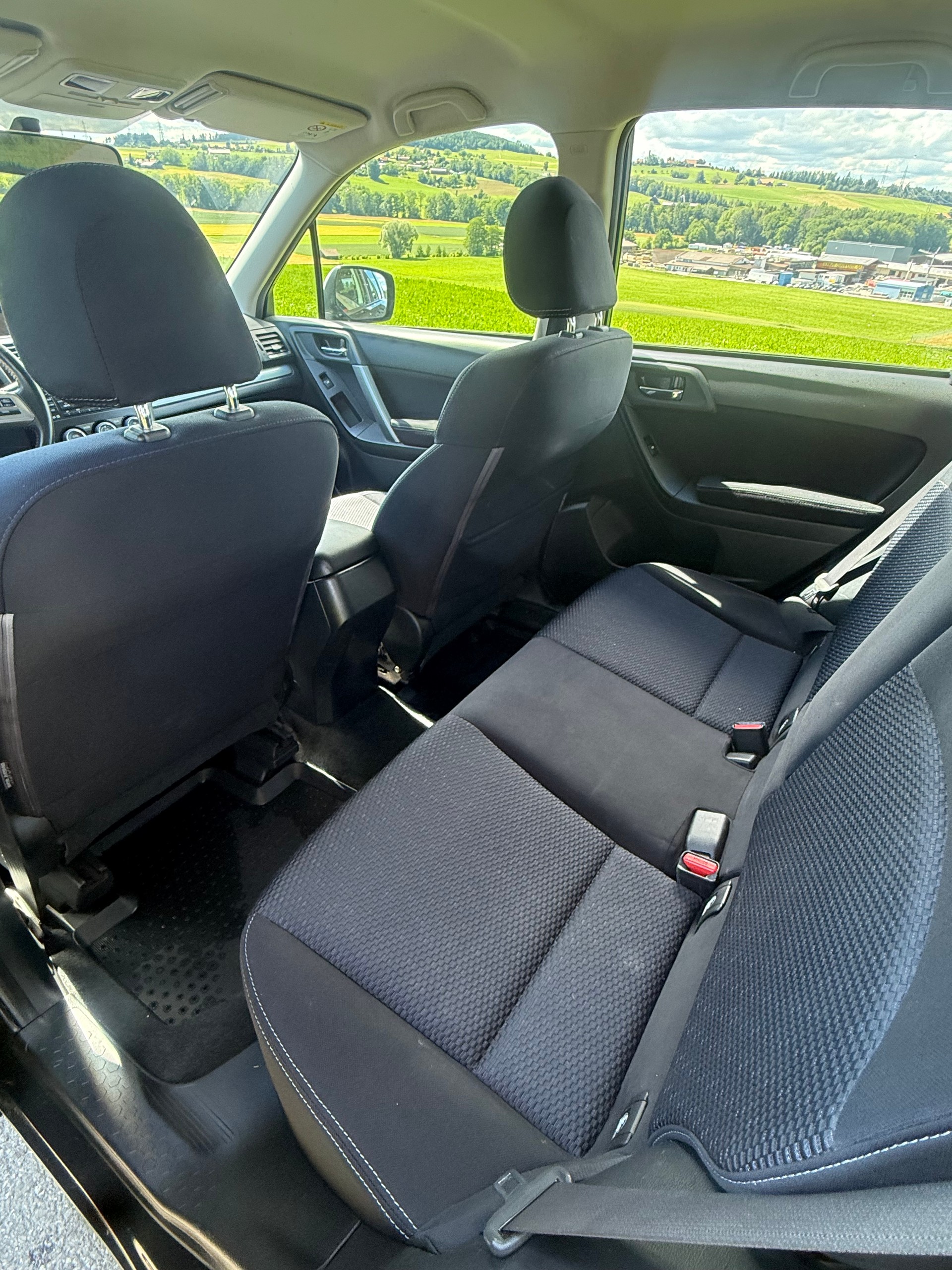 SUBARU Forester 2.0D Swiss-image-5