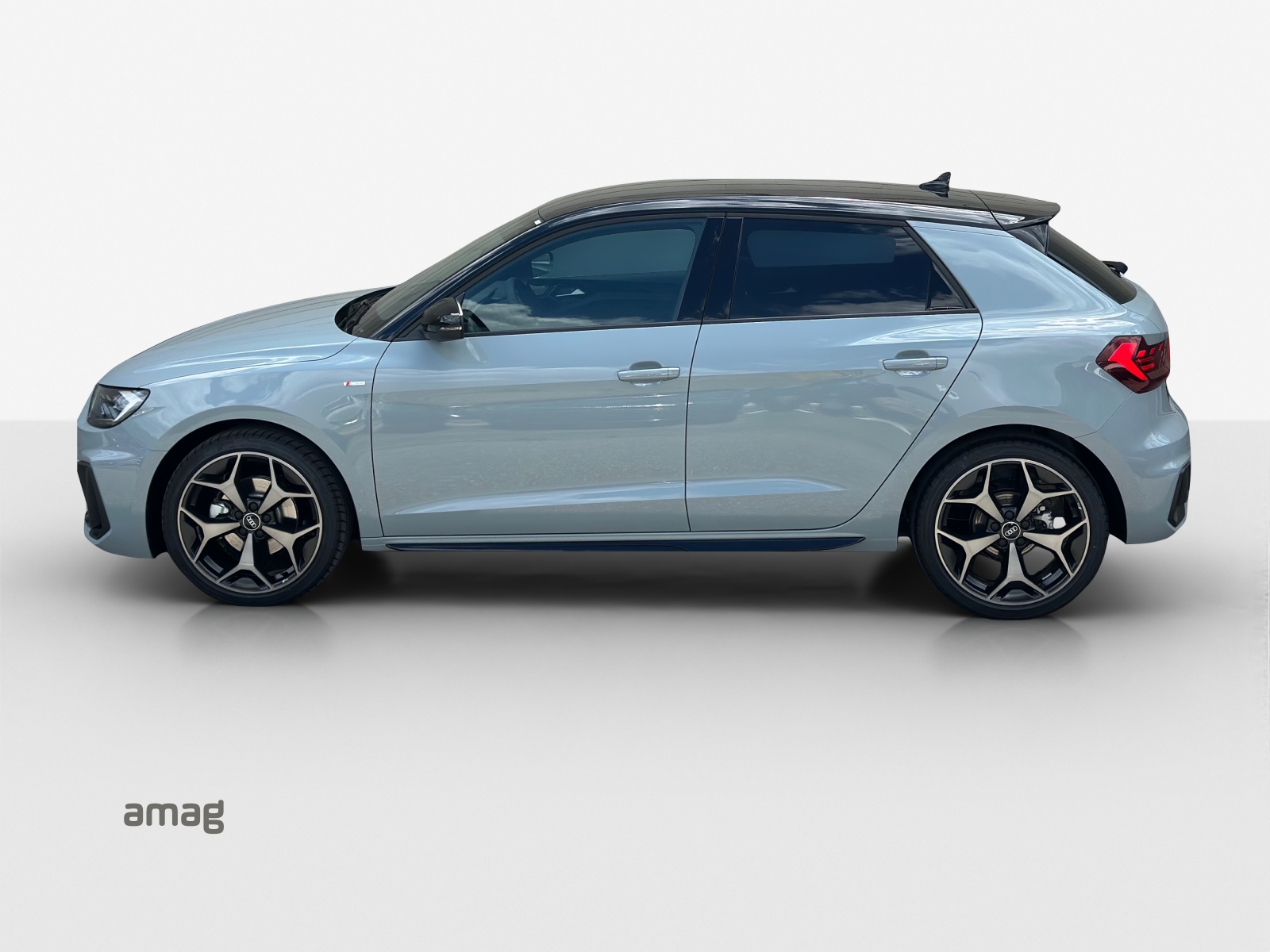 AUDI A1 Sportback 30 TFSI S Line Attraction S-tronic-image-1