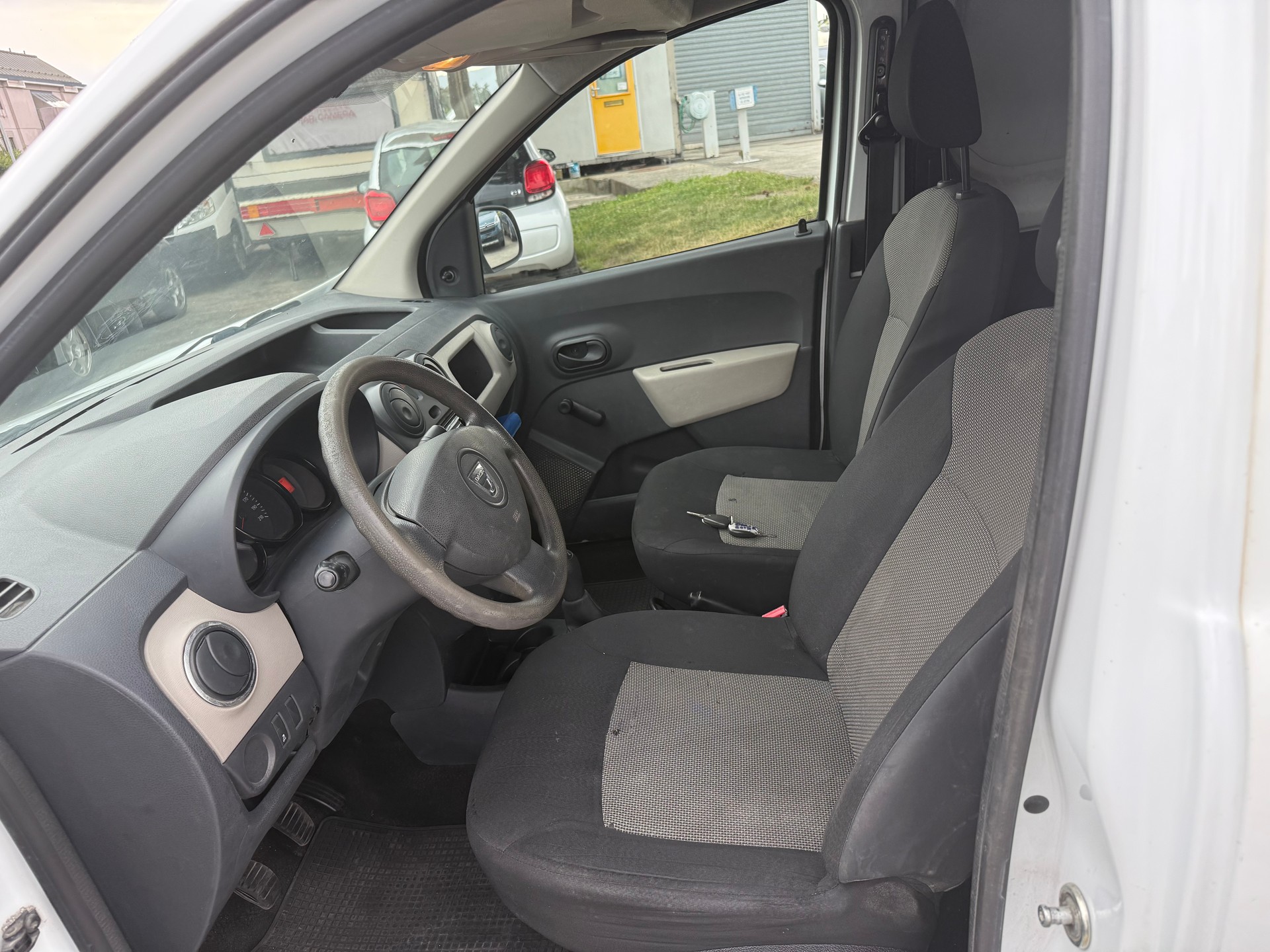 DACIA Dokker Van dCi 90 Ambiance-image-11