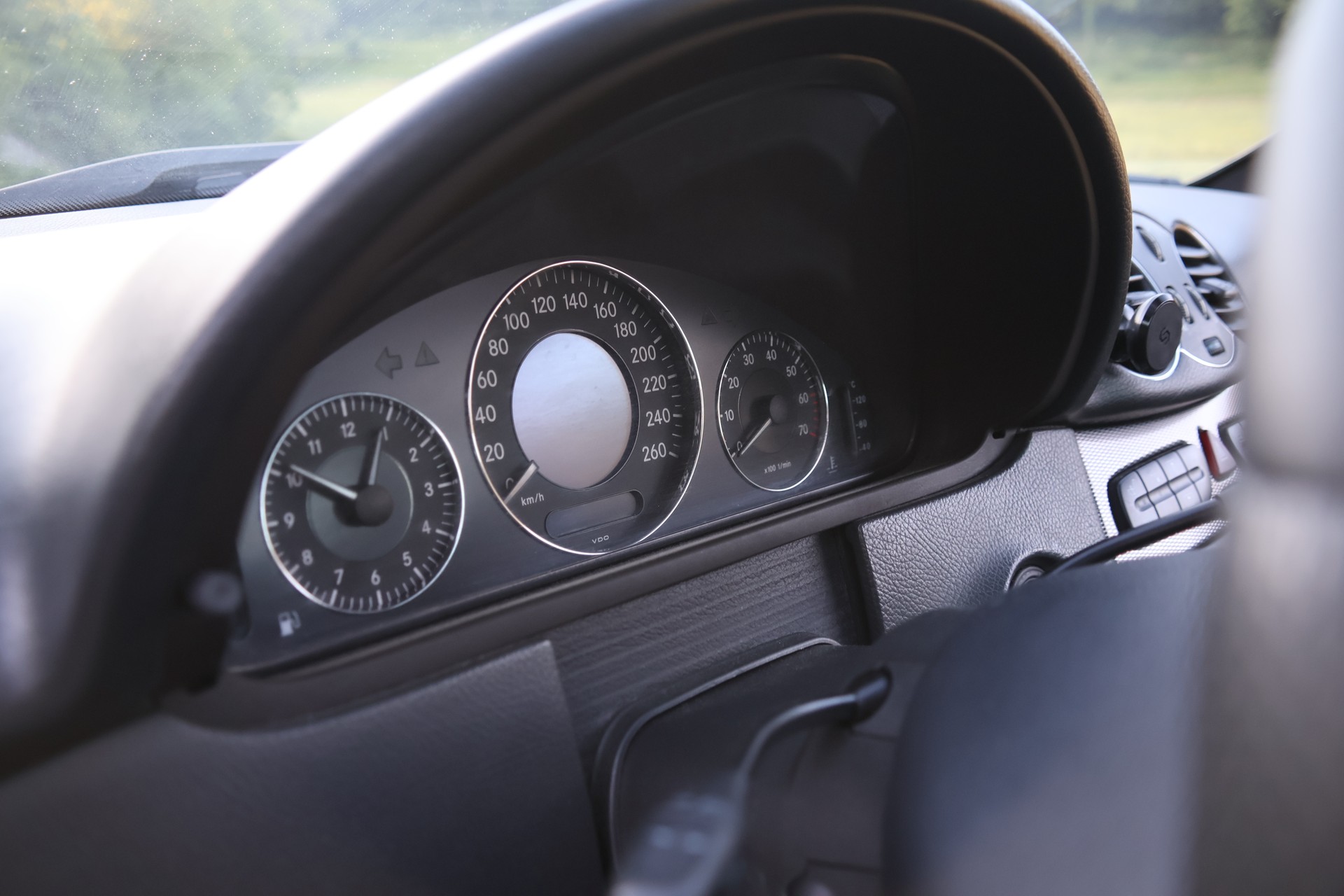 MERCEDES-BENZ CLK 500 Avantgarde Automatic-image-12