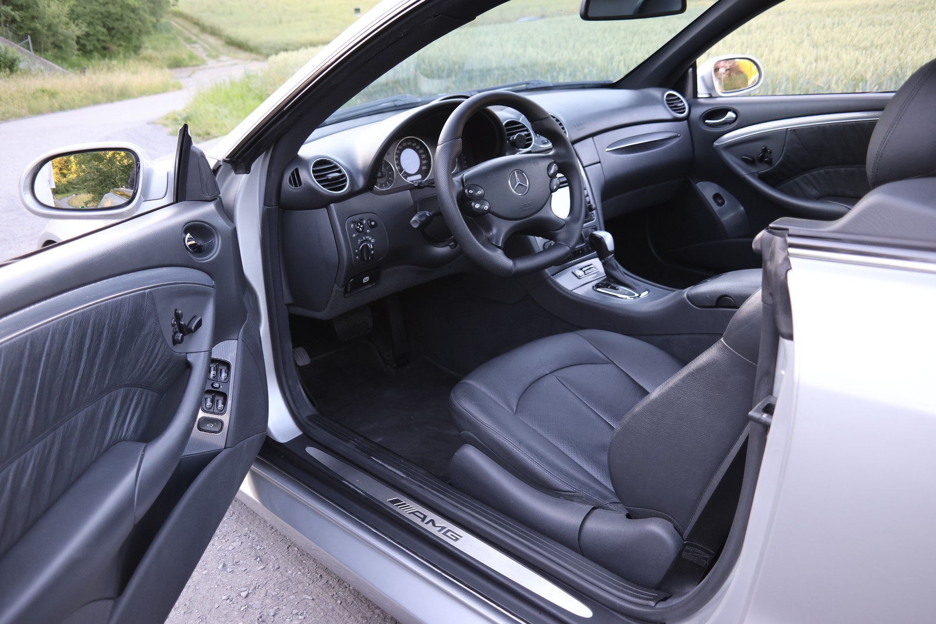 MERCEDES-BENZ CLK 500 Avantgarde Automatic-image-11