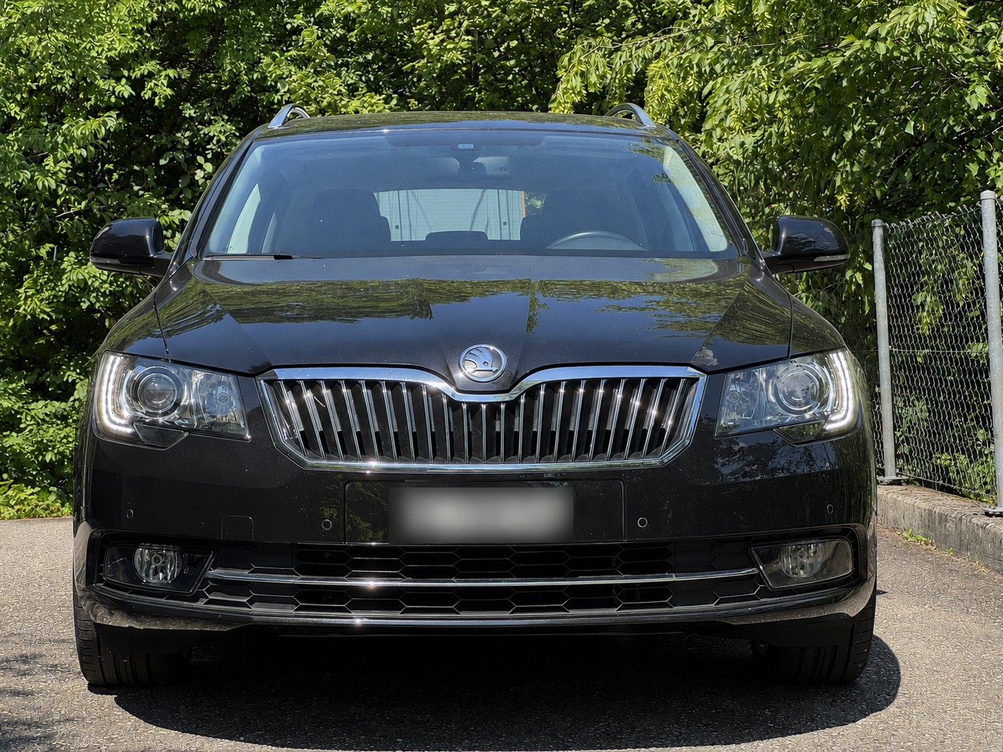SKODA 2.0 TDI 140 L & K 4x4 S/S-image-1