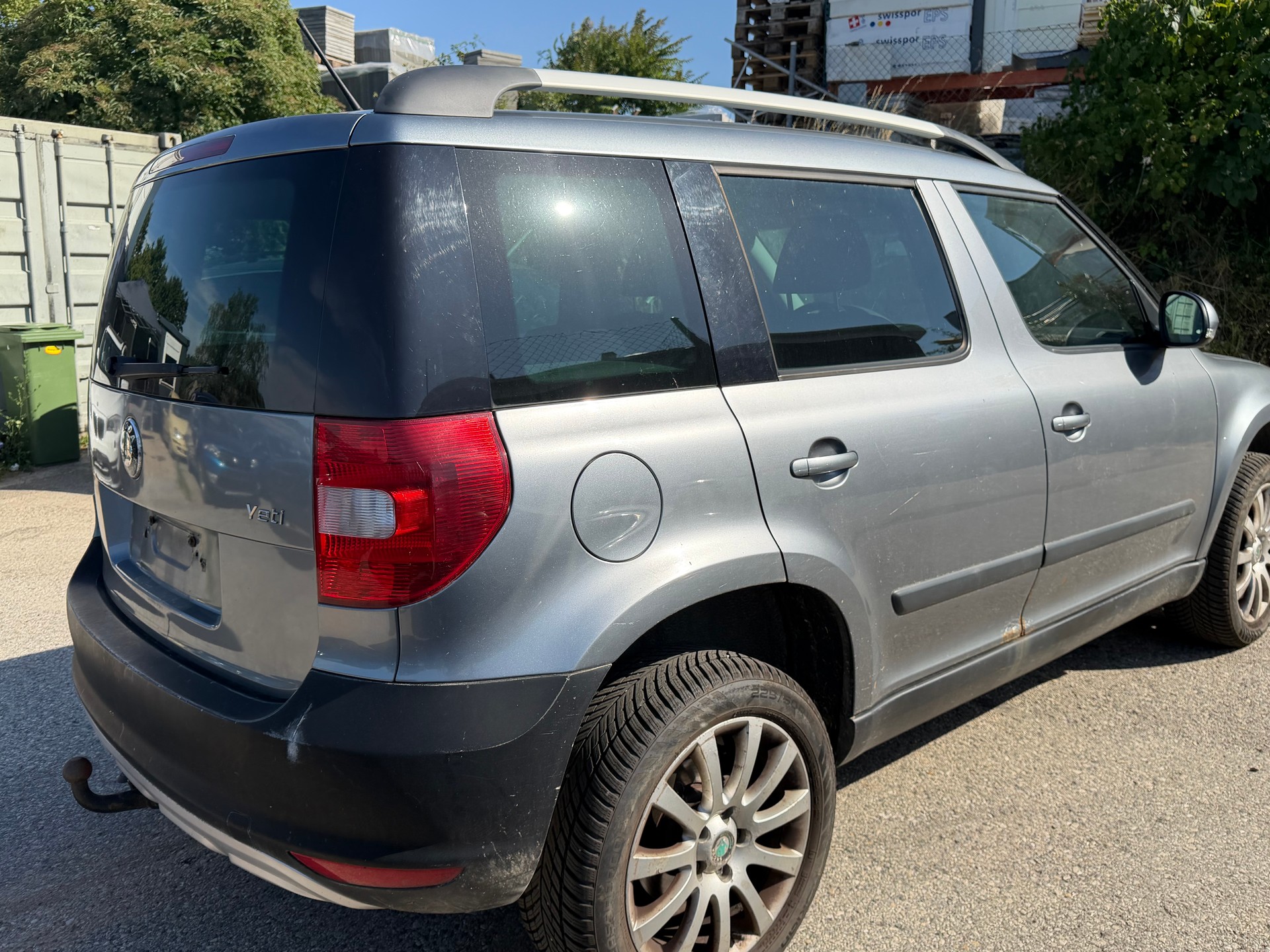 SKODA Yeti 1.8 TSI Active 4x4-image-5