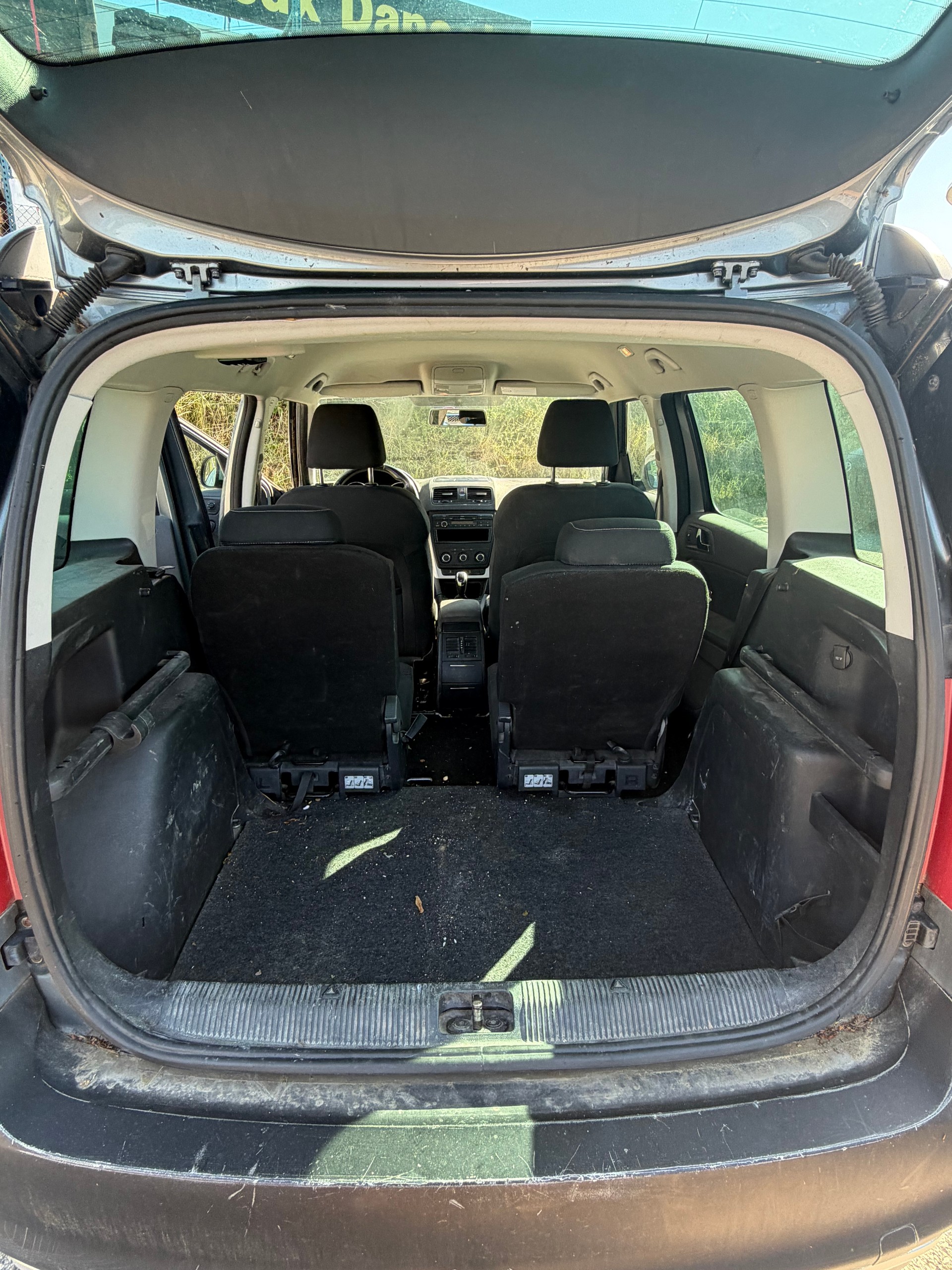 SKODA Yeti 1.8 TSI Active 4x4-image-8