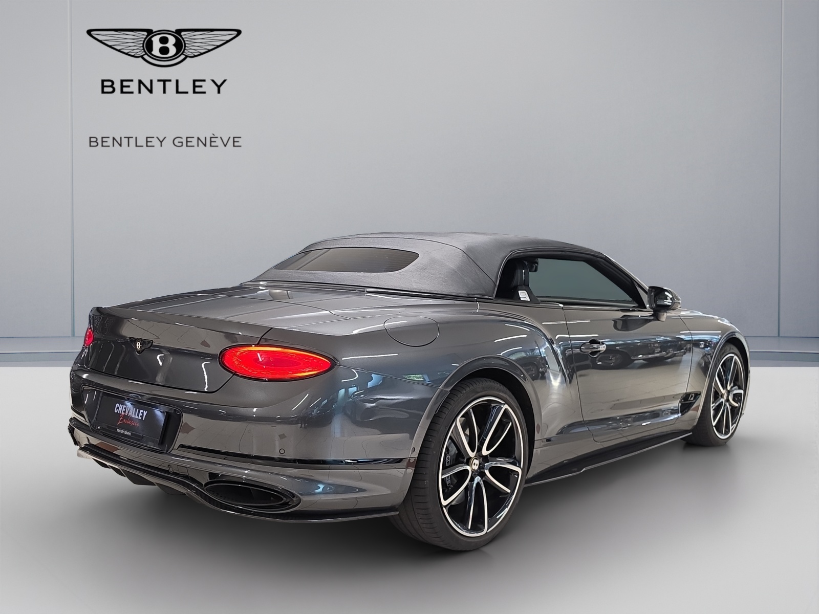 BENTLEY Continental GTC 6.0 W12 1ST EDITION-image-7