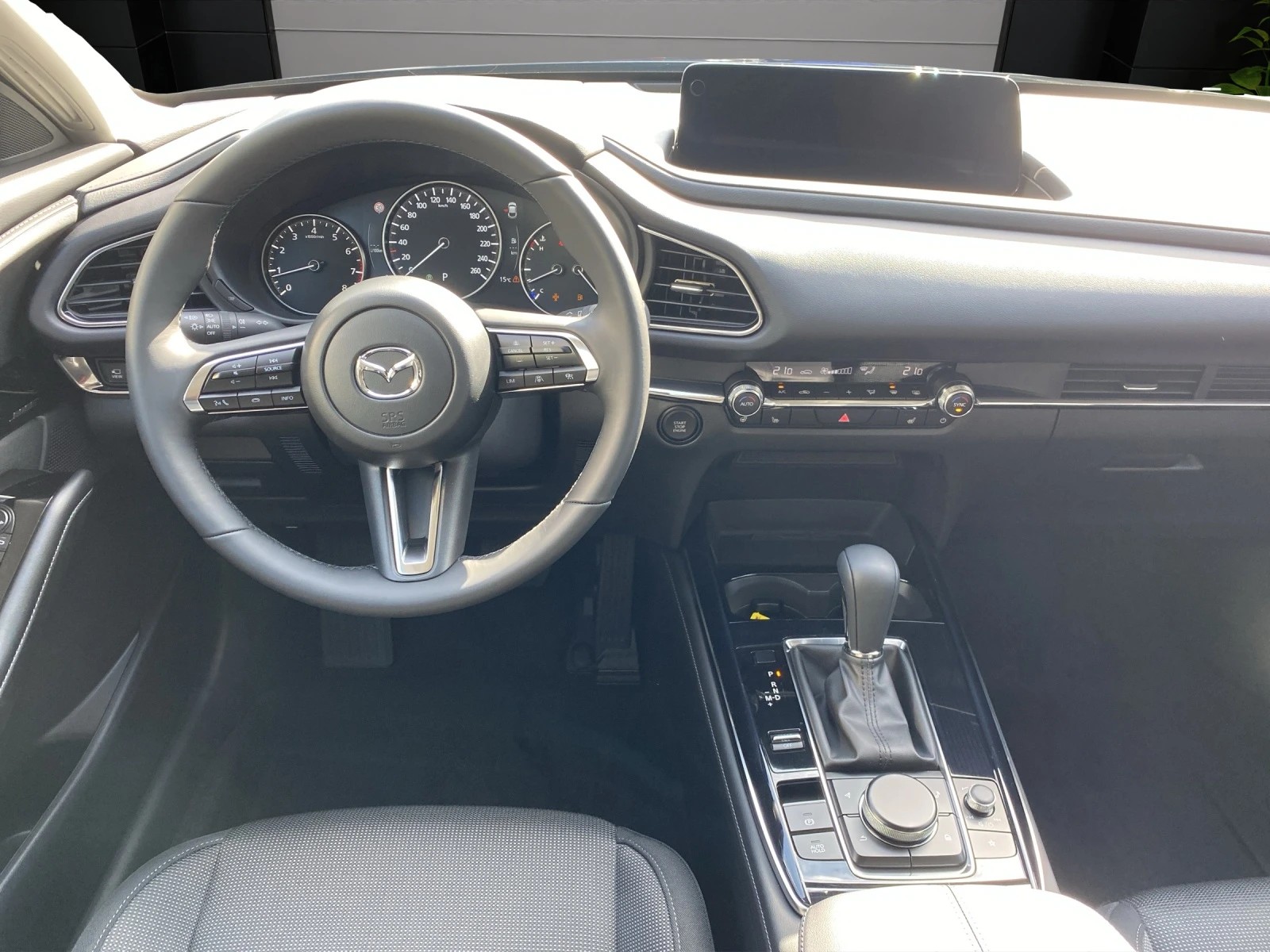 MAZDA CX-30 SKYACTIV-G 140 M Hybrid Centre Line FWD AT-image-9