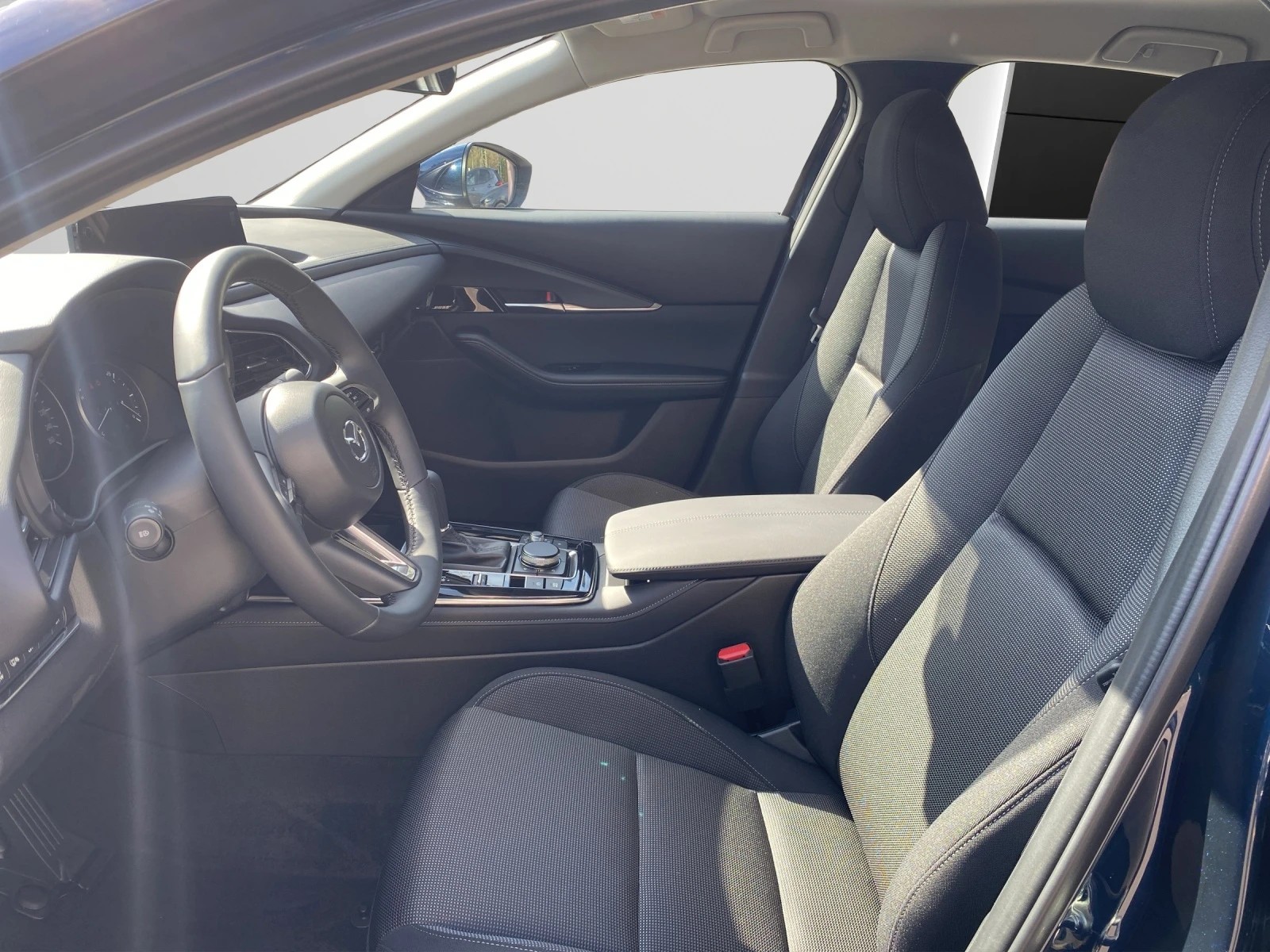 MAZDA CX-30 SKYACTIV-G 140 M Hybrid Centre Line FWD AT-image-13