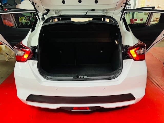 NISSAN Micra IG-T 100 n-connecta Xtronic-image-15