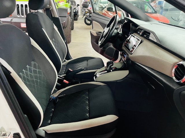 NISSAN Micra IG-T 100 n-connecta Xtronic-image-13