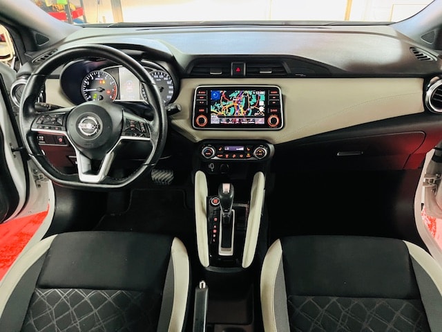 NISSAN Micra IG-T 100 n-connecta Xtronic-image-12