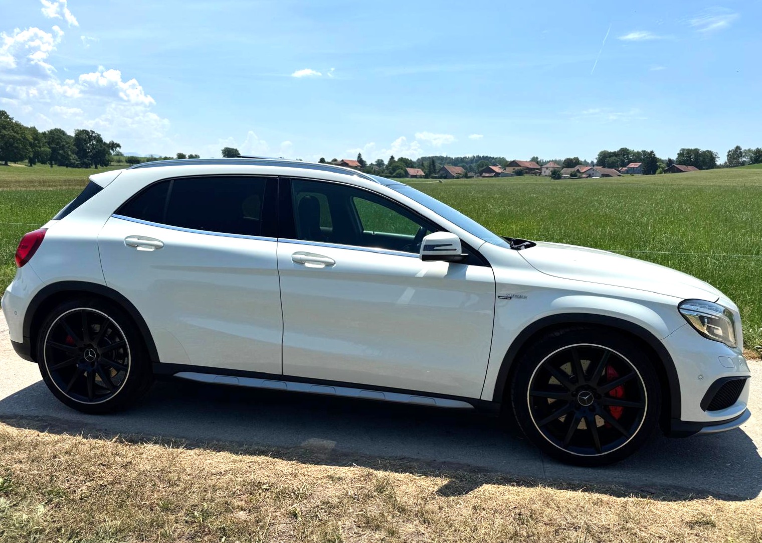 MERCEDES-BENZ GLA 45 AMG 4Matic 7G-DCT-image-5