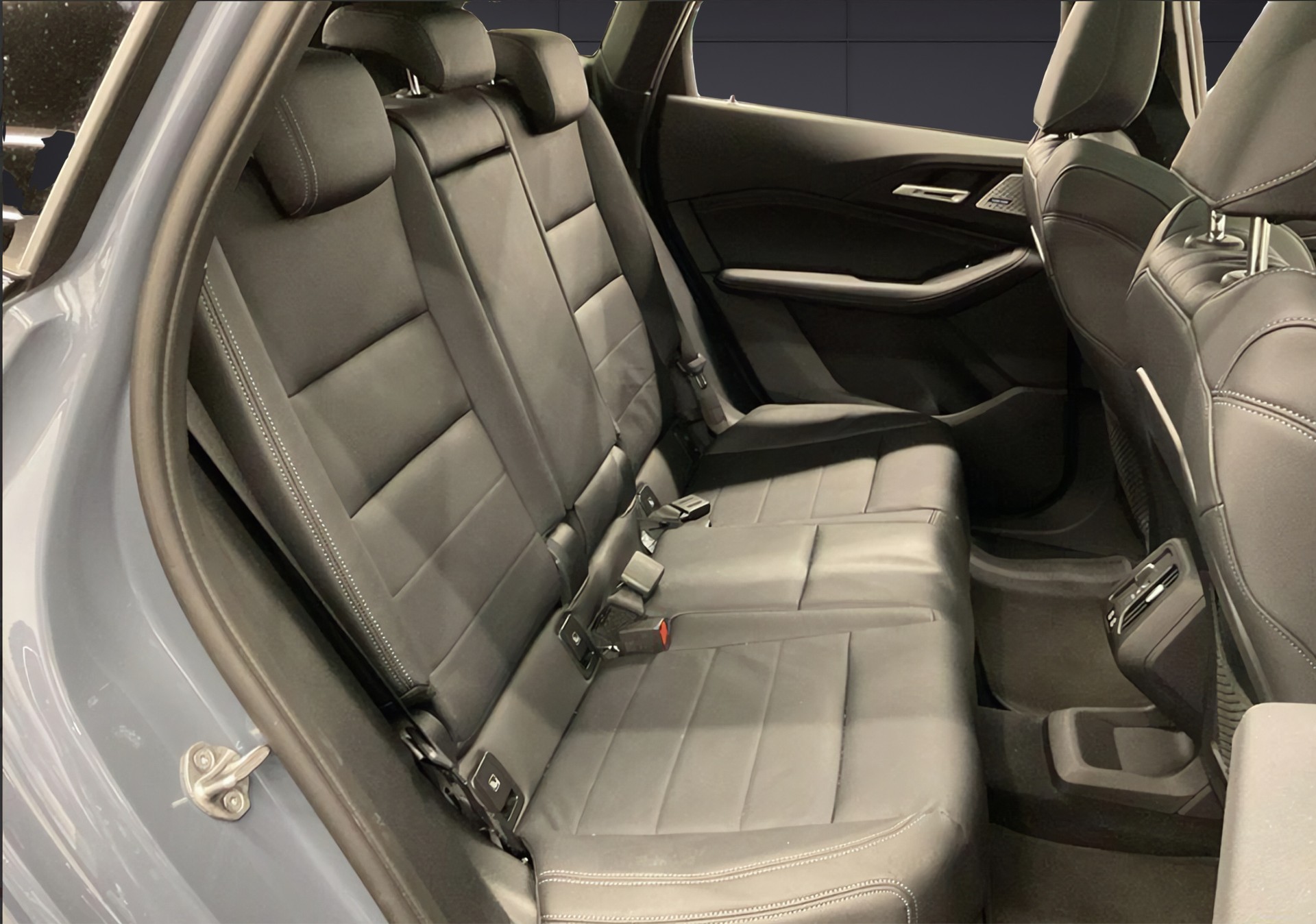 BMW 230e xDrive Active Tourer M Sport-image-22