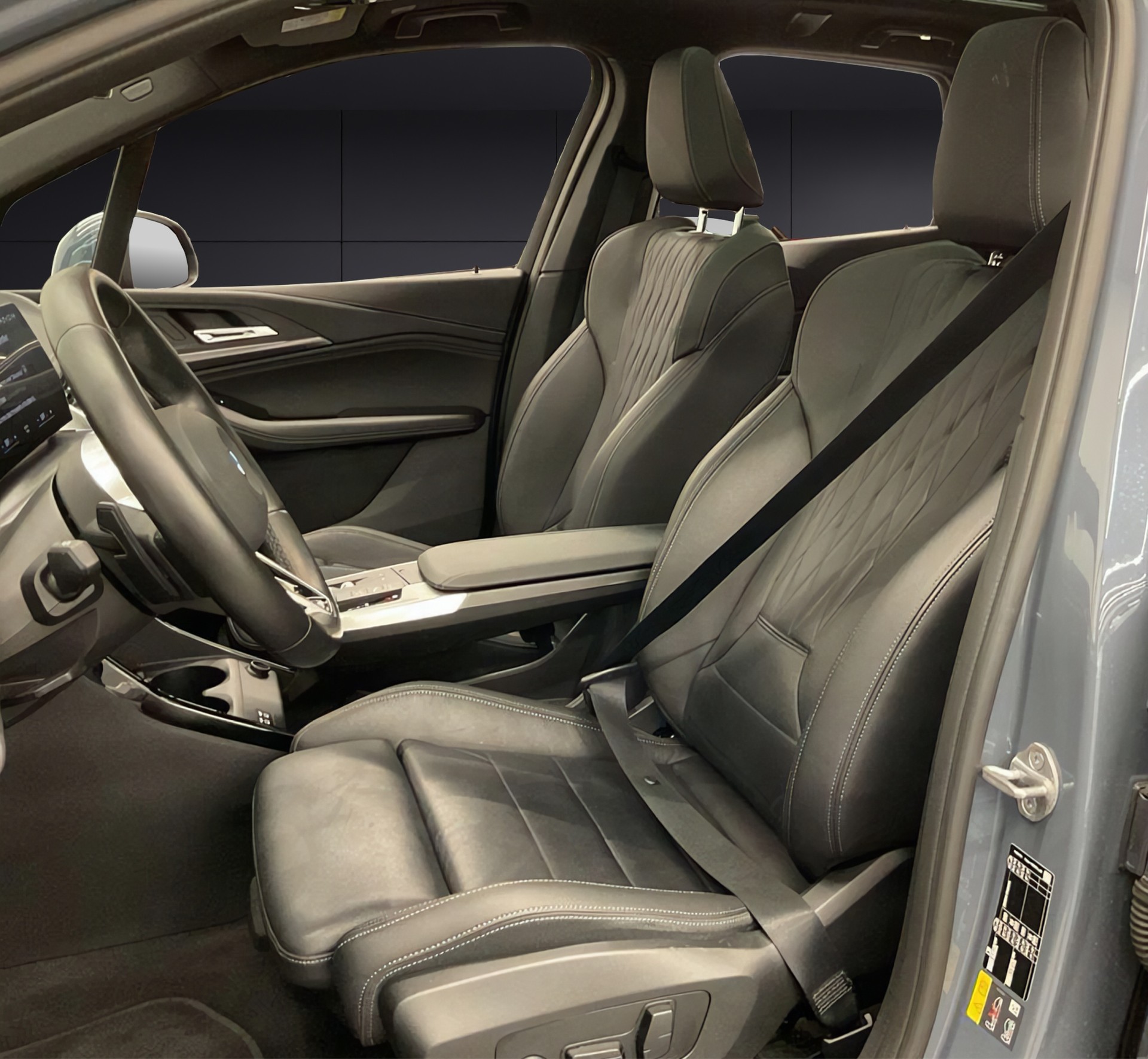 BMW 230e xDrive Active Tourer M Sport-image-10