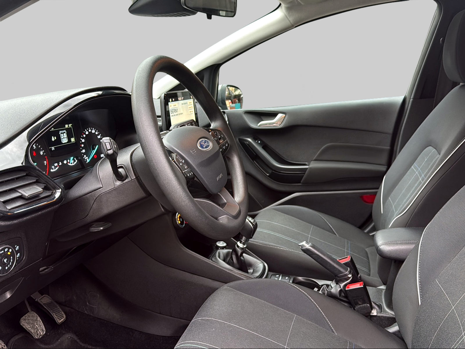 FORD Fiesta 1.0 SCTi Freetech-image-6