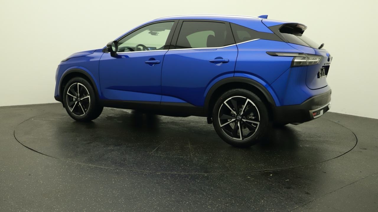 NISSAN Qashqai 1.3 DIG-T MHEV Tekna Xtronic 4x4-showroom-element-2