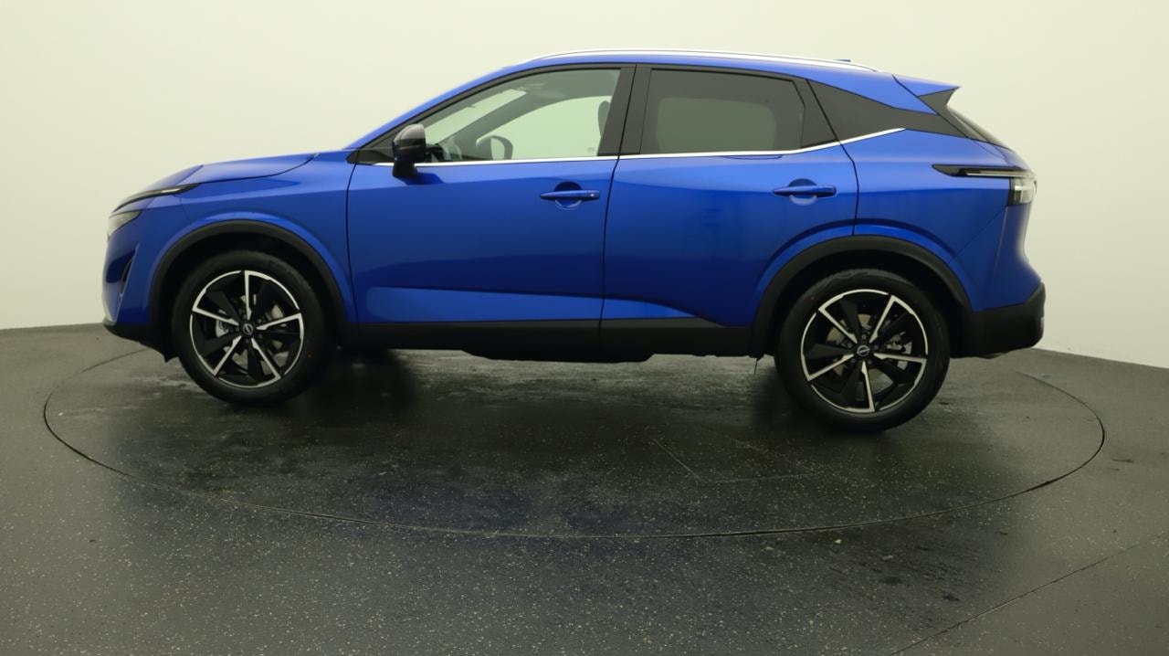 NISSAN Qashqai 1.3 DIG-T MHEV Tekna Xtronic 4x4-showroom-element-1