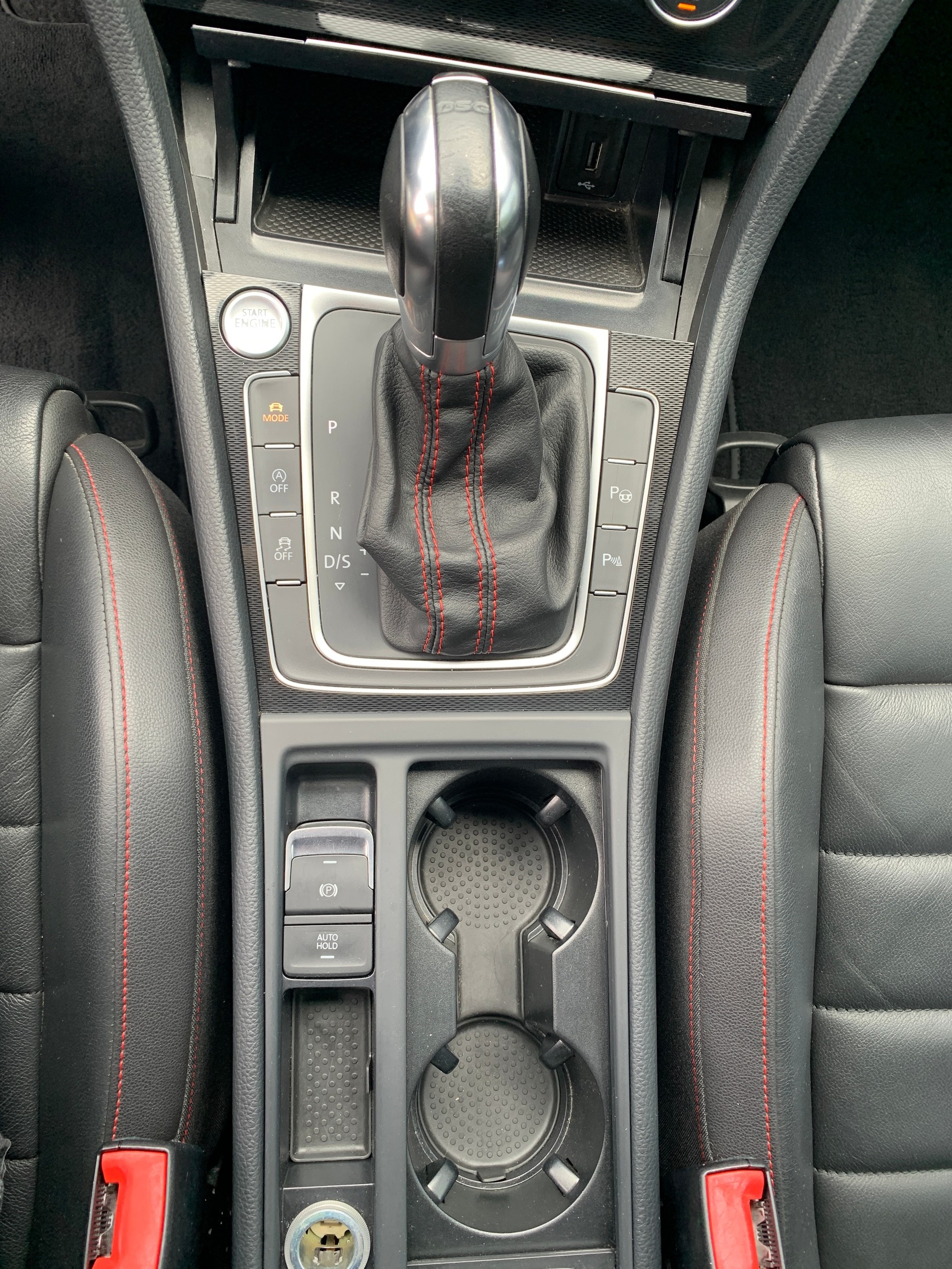 VW Golf 2.0 TSI GTI Performance DSG-image-14
