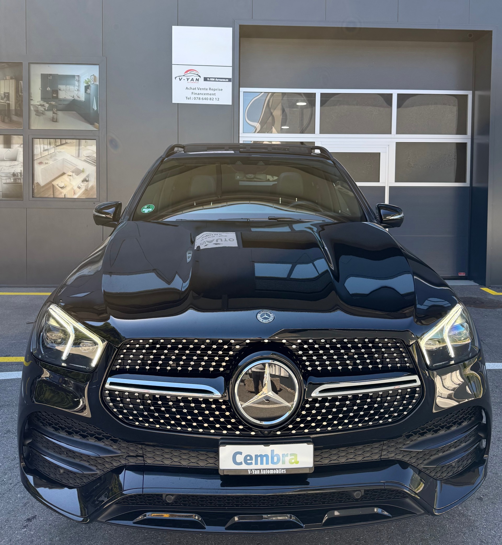 MERCEDES-BENZ GLE 450 4Matic AMG Line 9G-Tronic-image-2