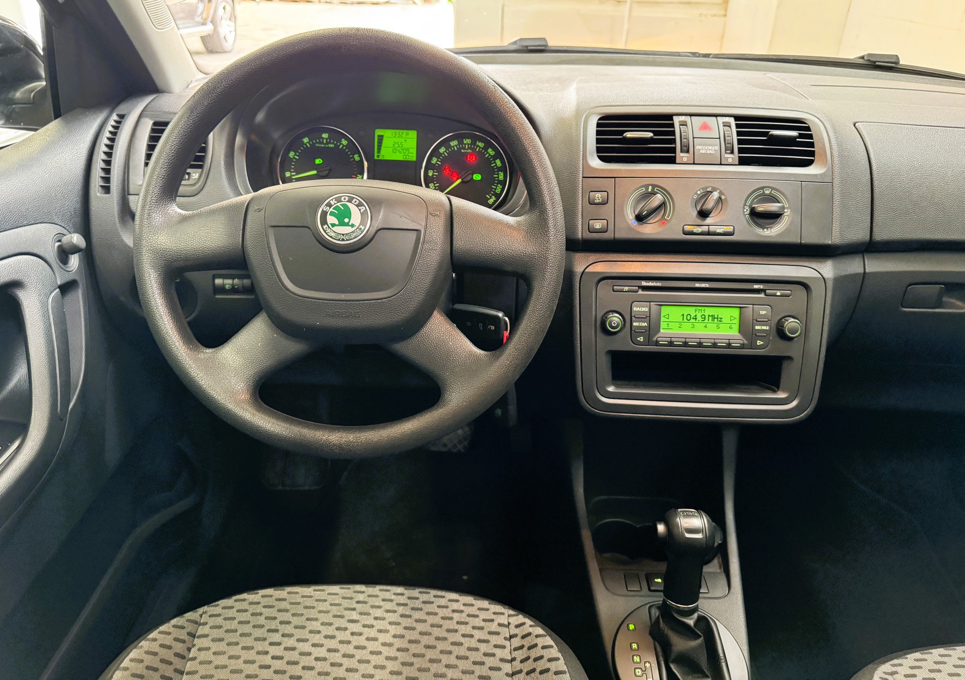 SKODA Fabia 1.2 TSI Family DSG-image-7