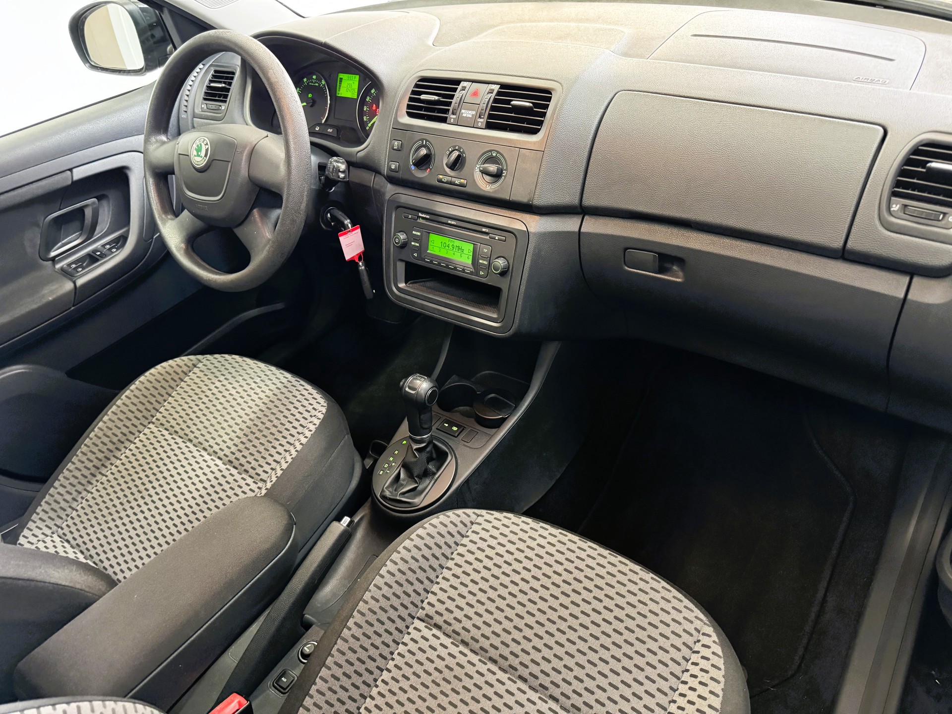 SKODA Fabia 1.2 TSI Family DSG-image-8