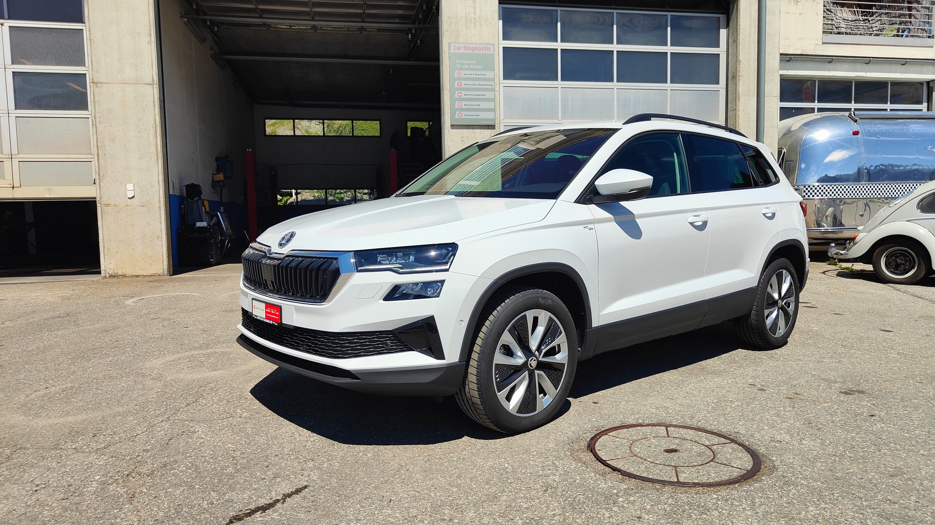 SKODA Karoq 2.0 TDI CR Style 4x4 DSG-image-2