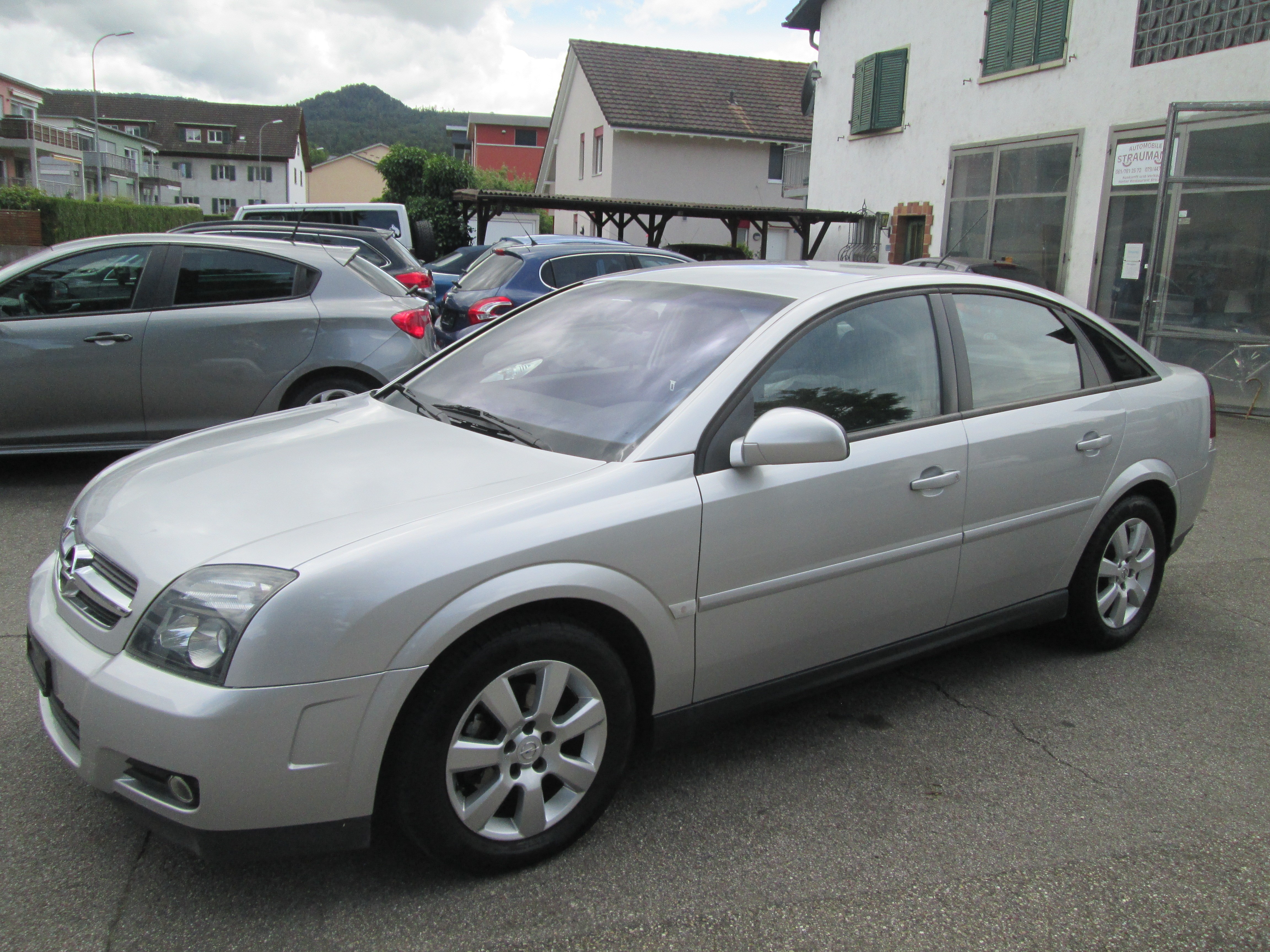 Car photo