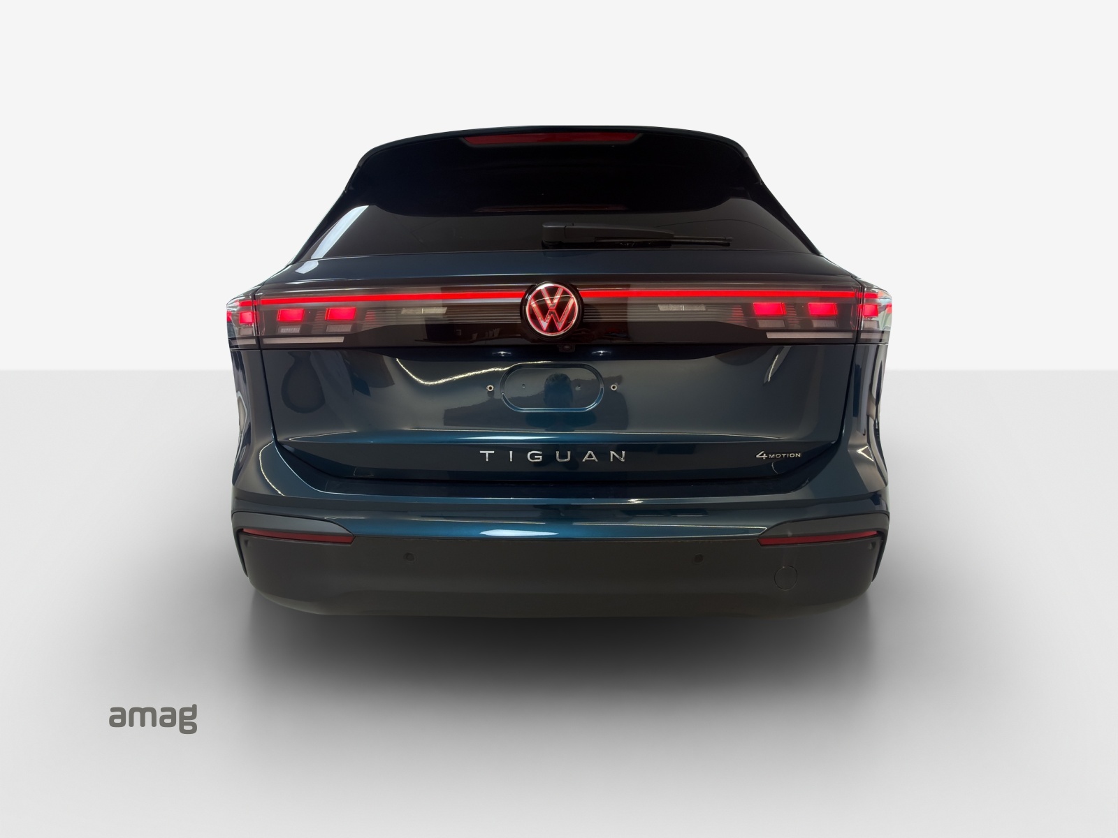 VW Tiguan 2.0 TSI DSG Life 4Motion-image-3