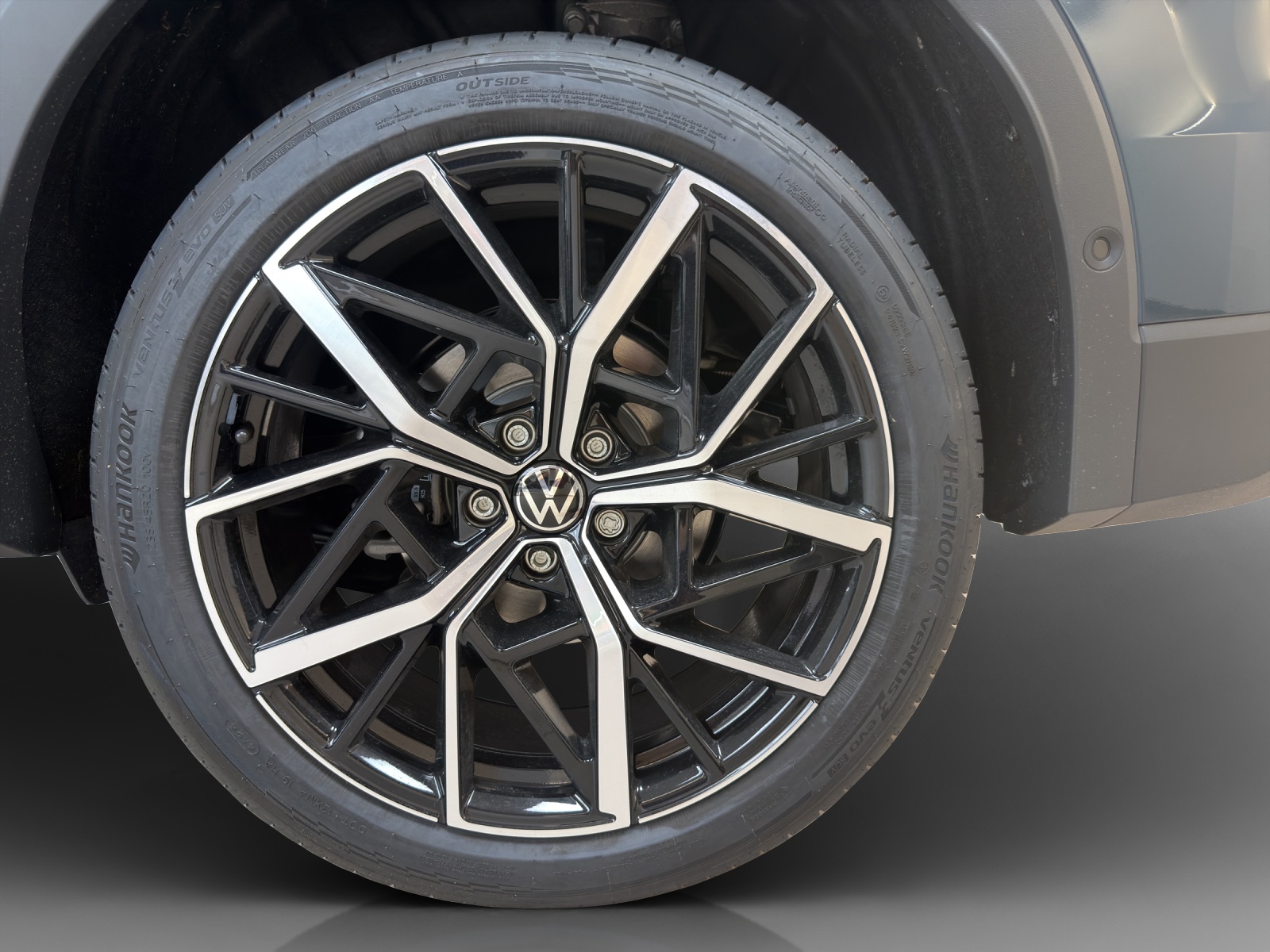 VW Tiguan 2.0 TSI DSG Life 4Motion-image-14